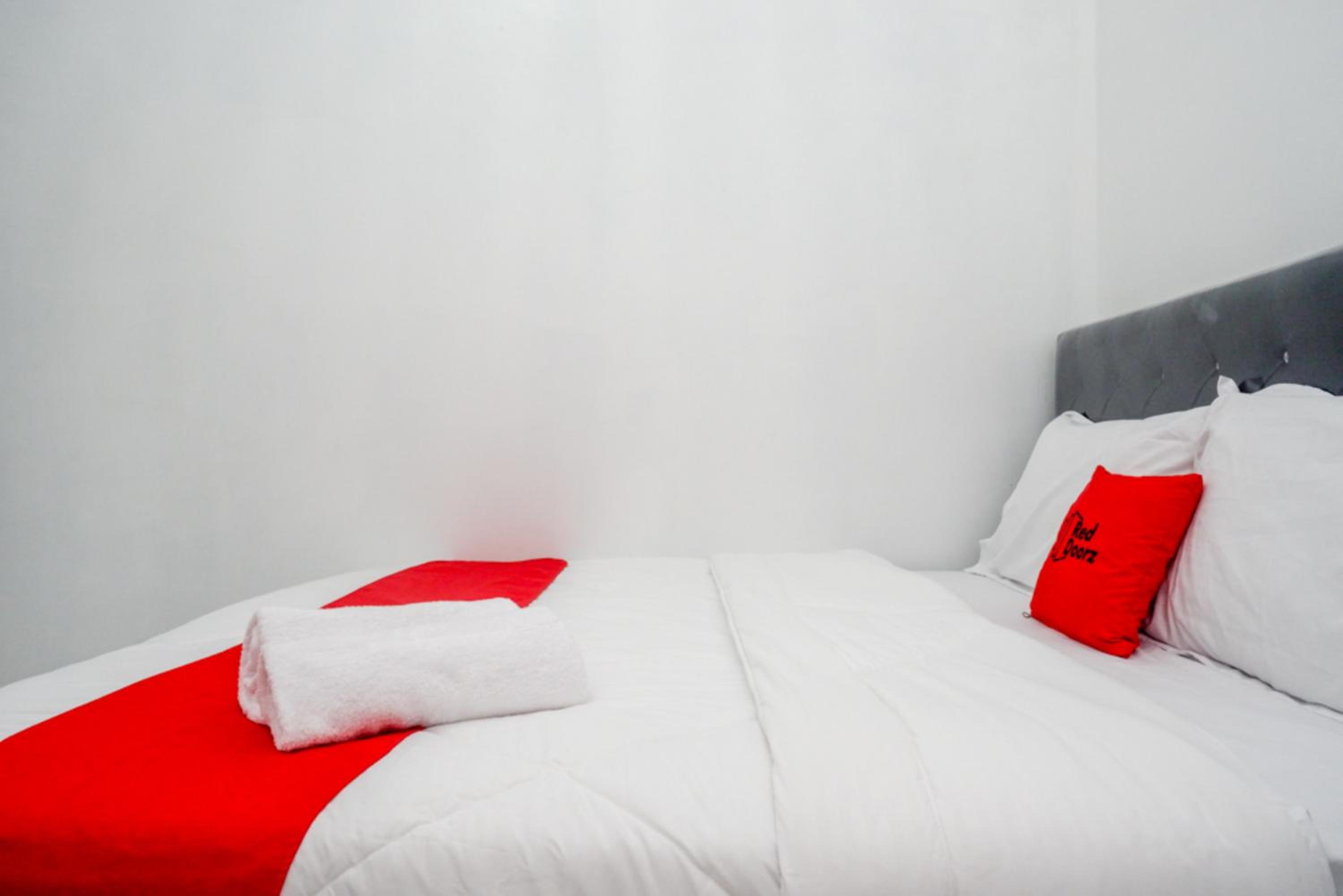 Standard Double Room - Photo 6