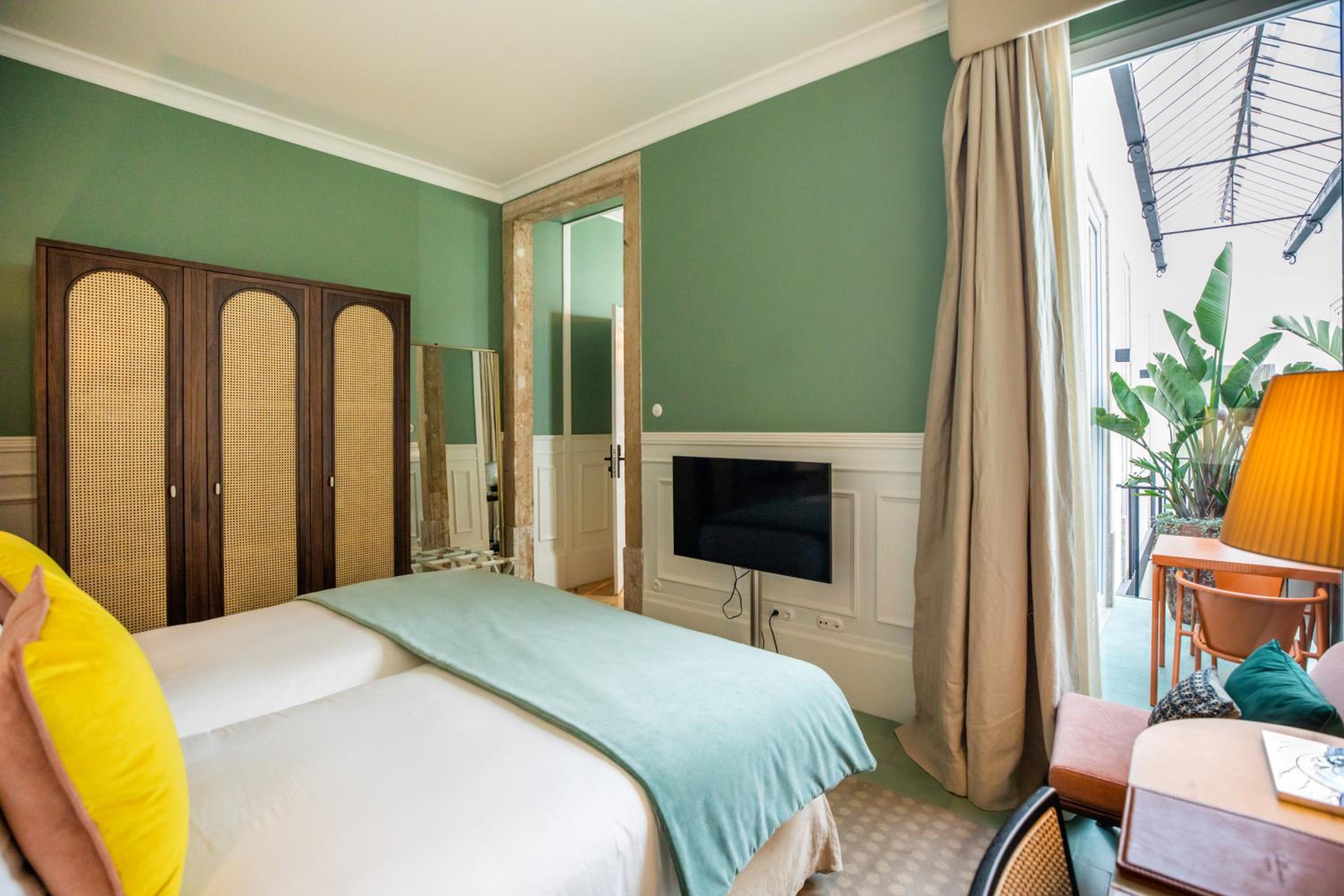 Pateo Room
