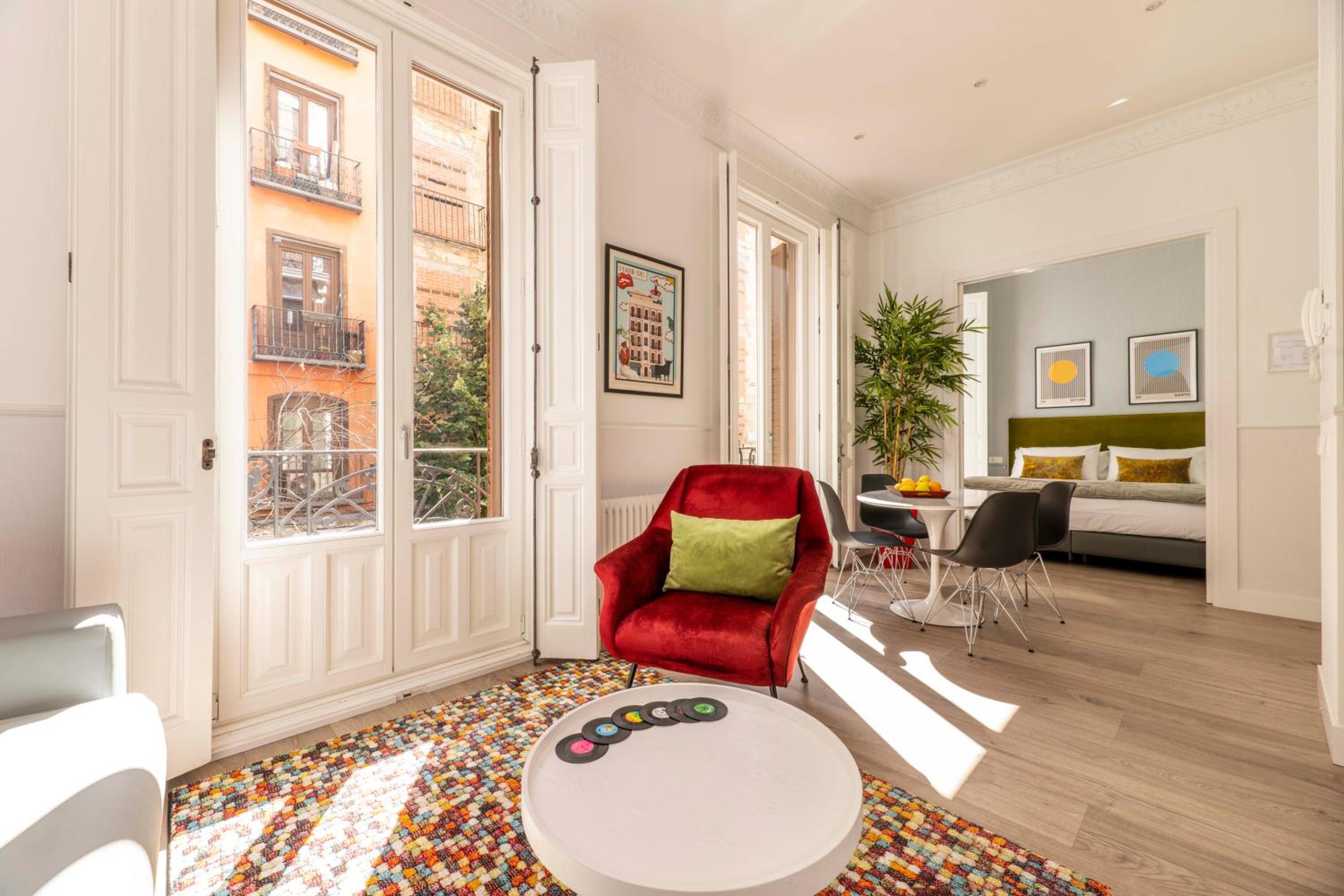 One-Bedroom Apartment - Photo 10