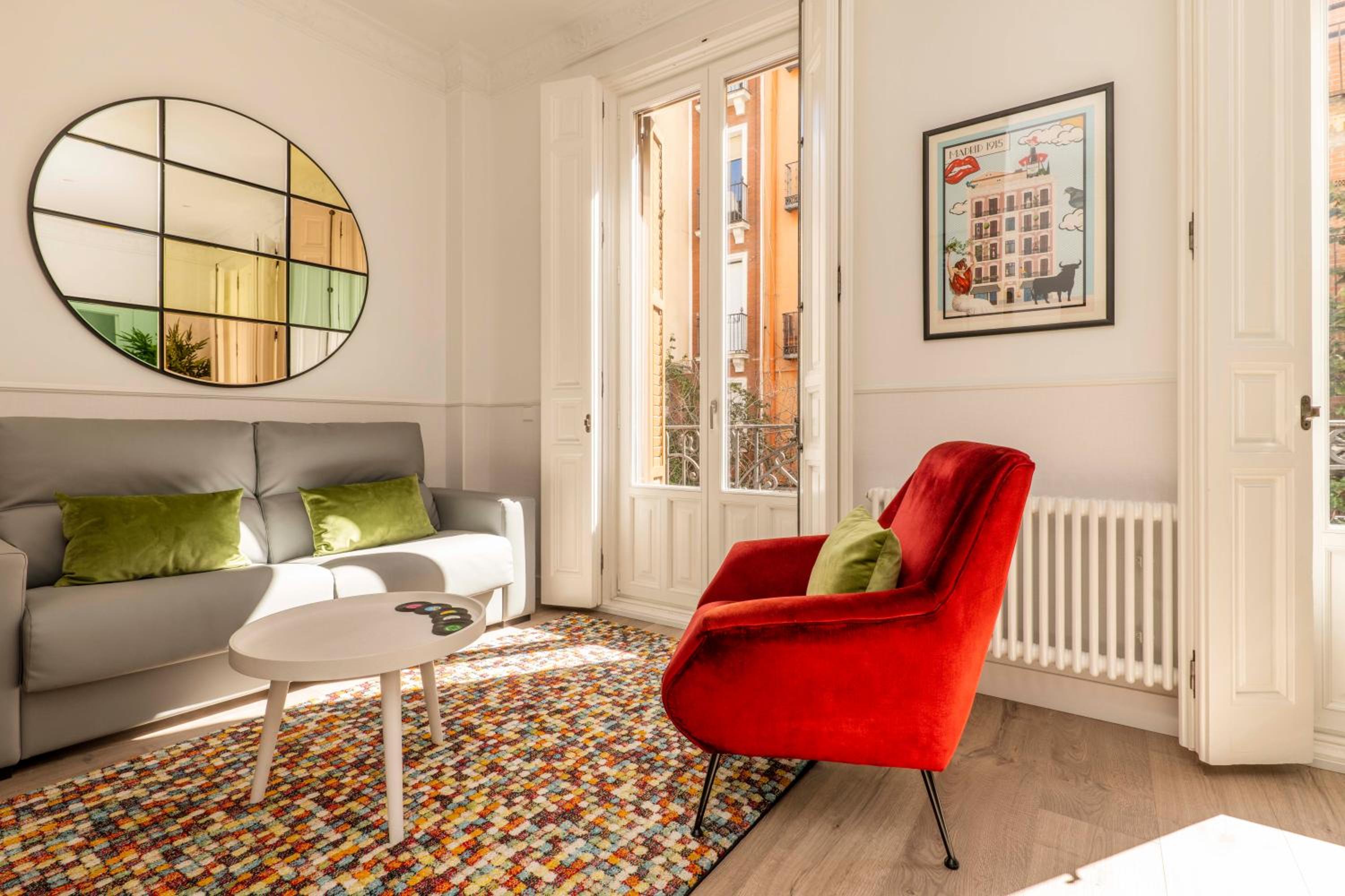 One-Bedroom Apartment - Photo 13