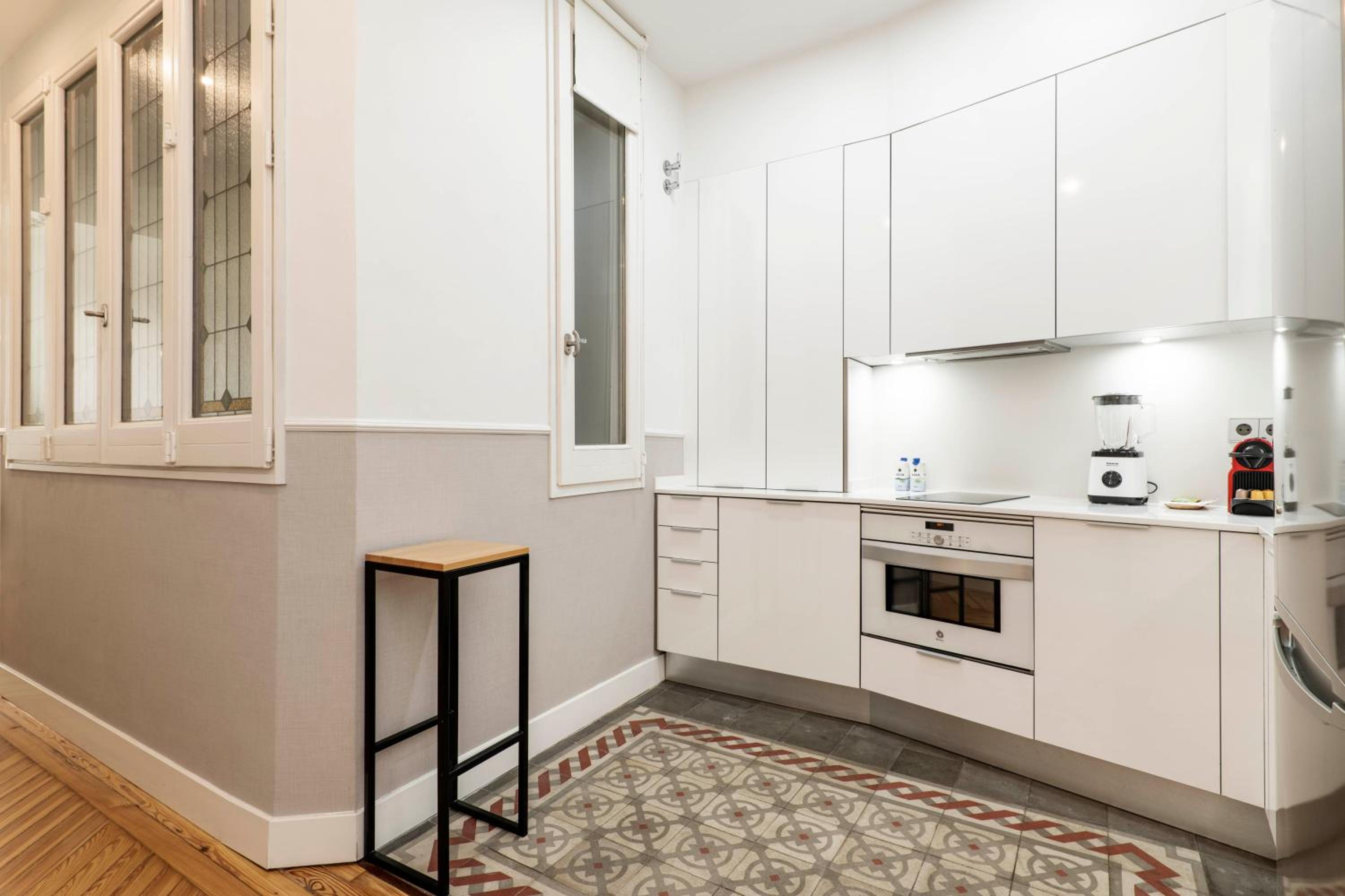Two-Bedroom Apartment - Photo 4