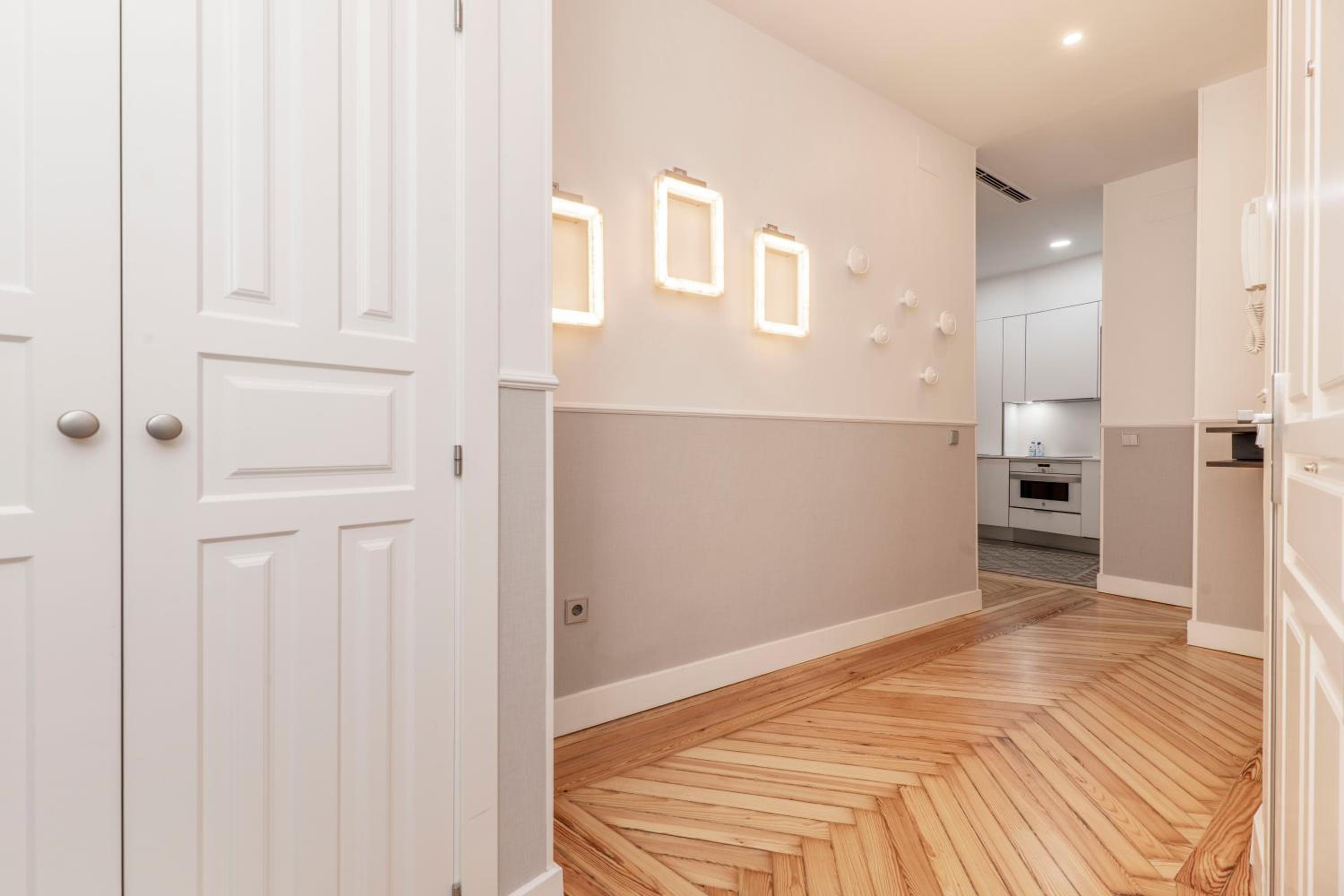 Two-Bedroom Apartment - Photo 13