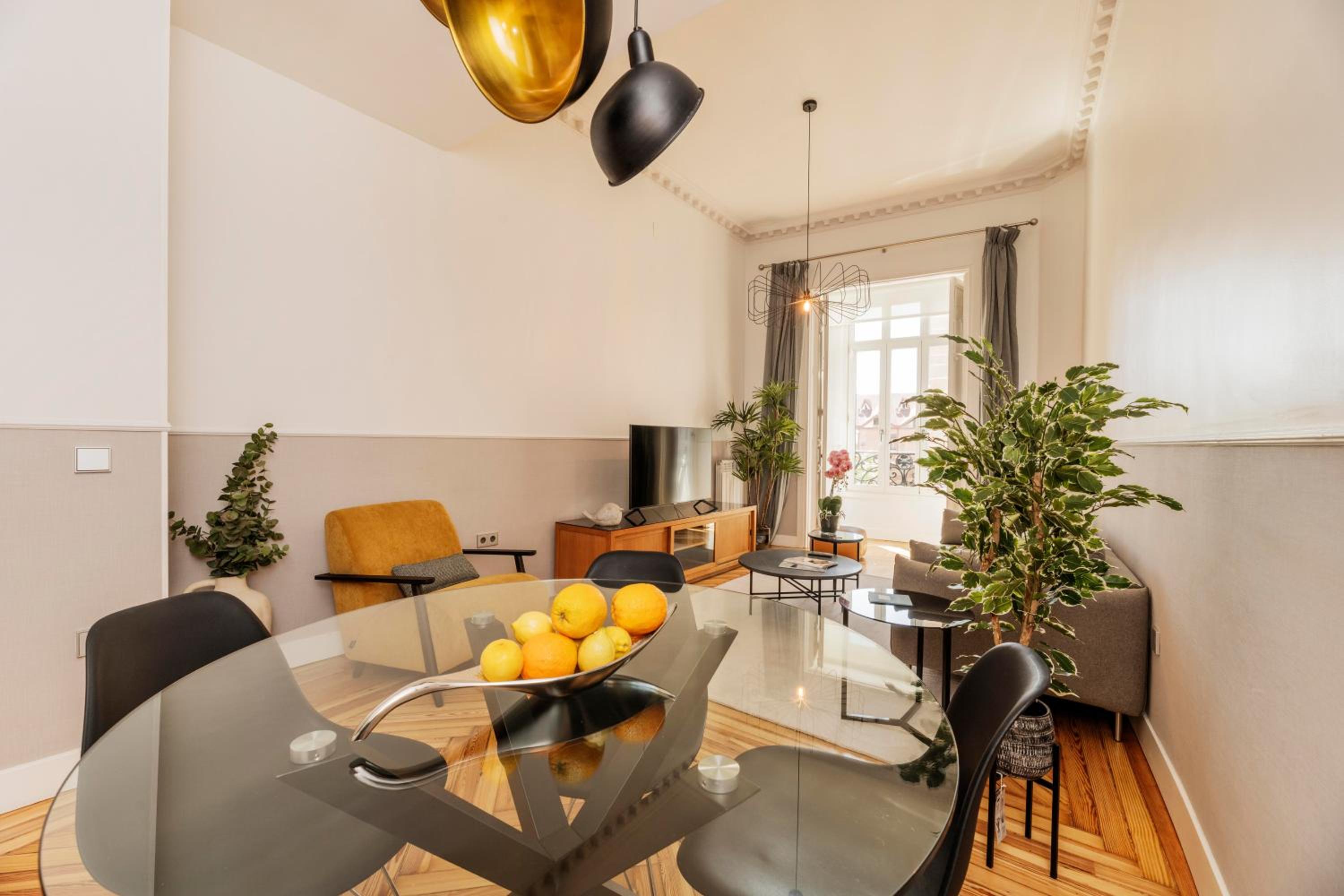 Two-Bedroom Apartment - Photo 17