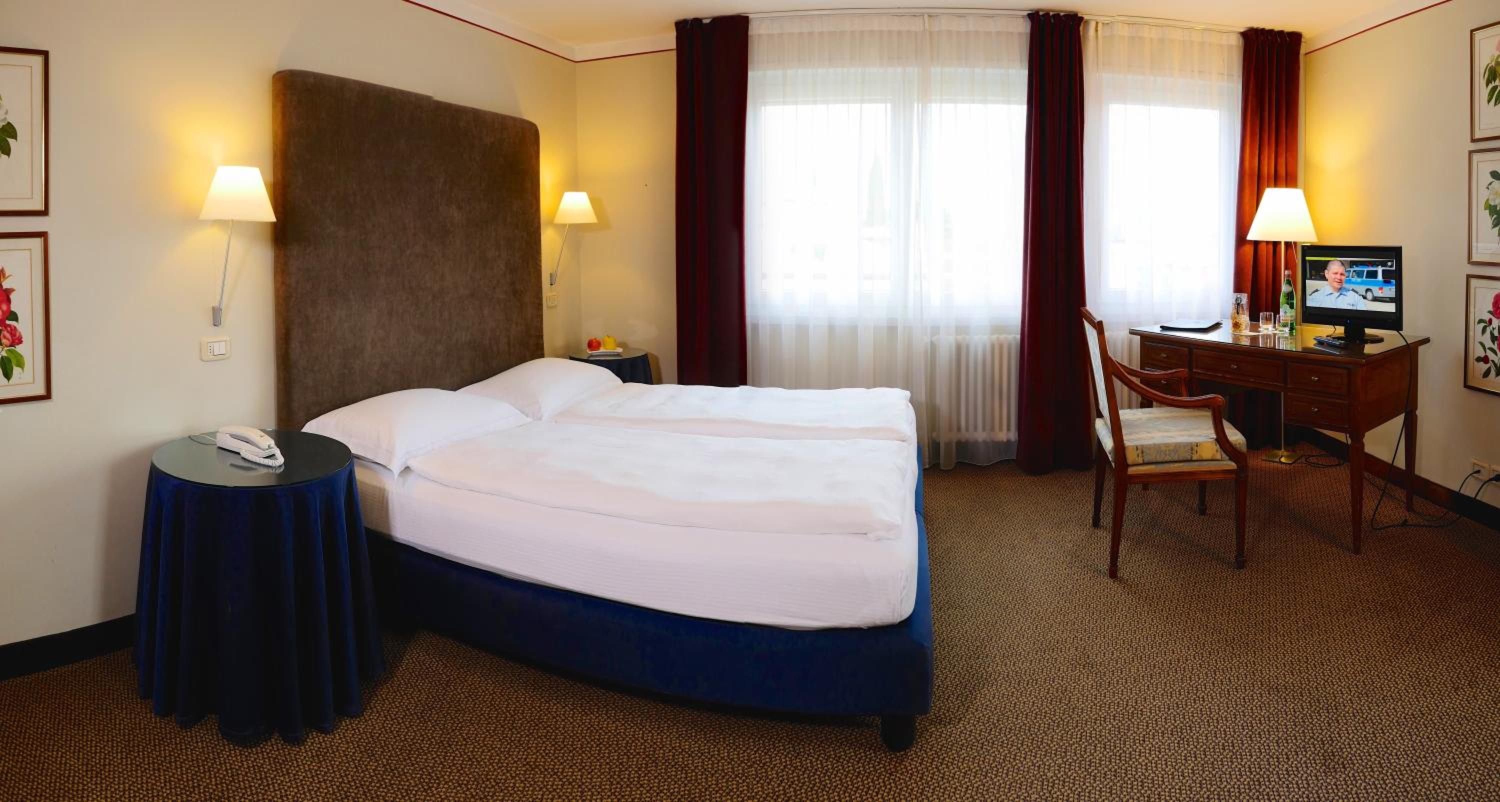 Superior Double or Twin Room - Photo 8