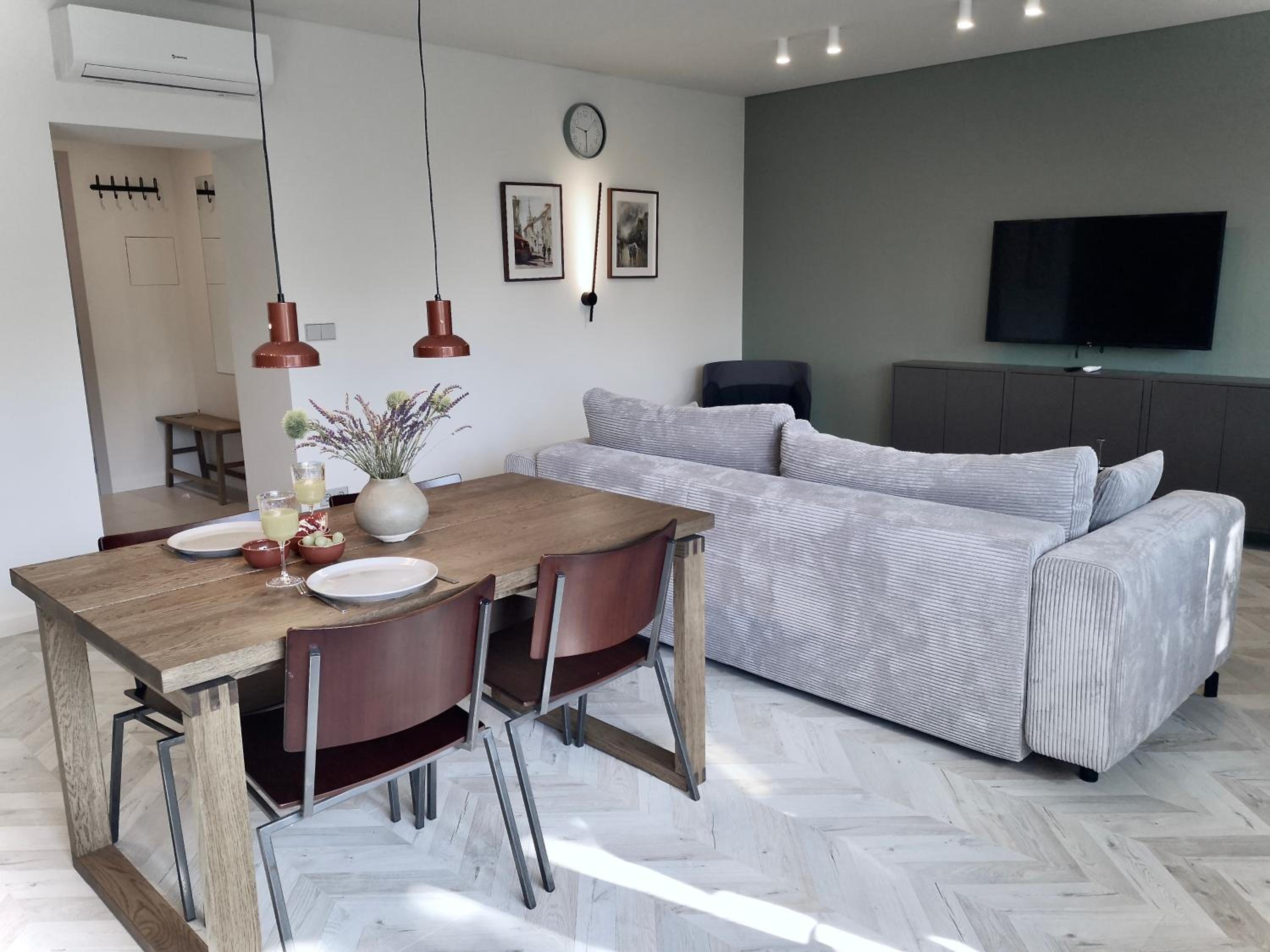 Apartment with Balcony - Photo 1