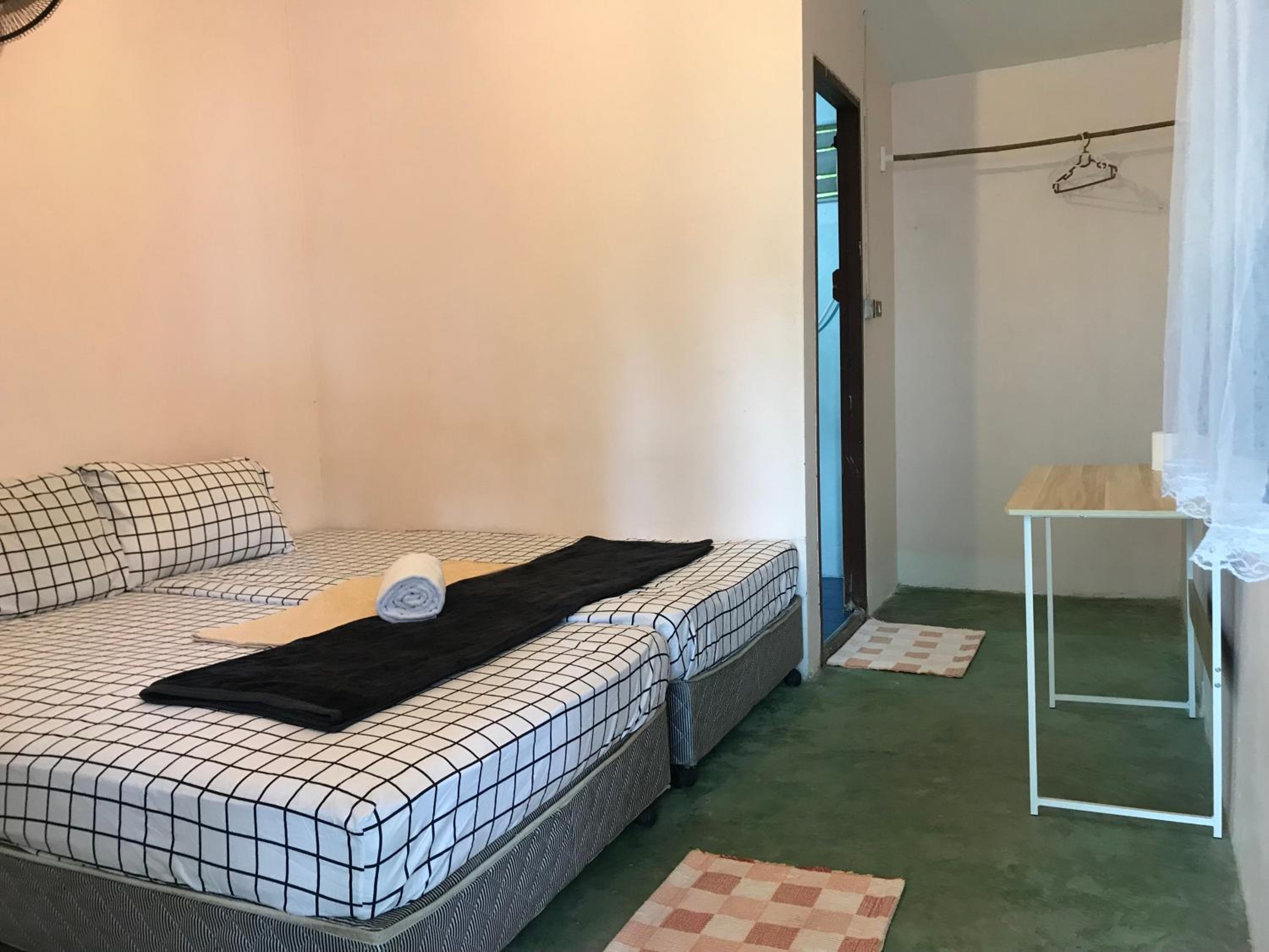 Budget Double or Twin Room photo 2