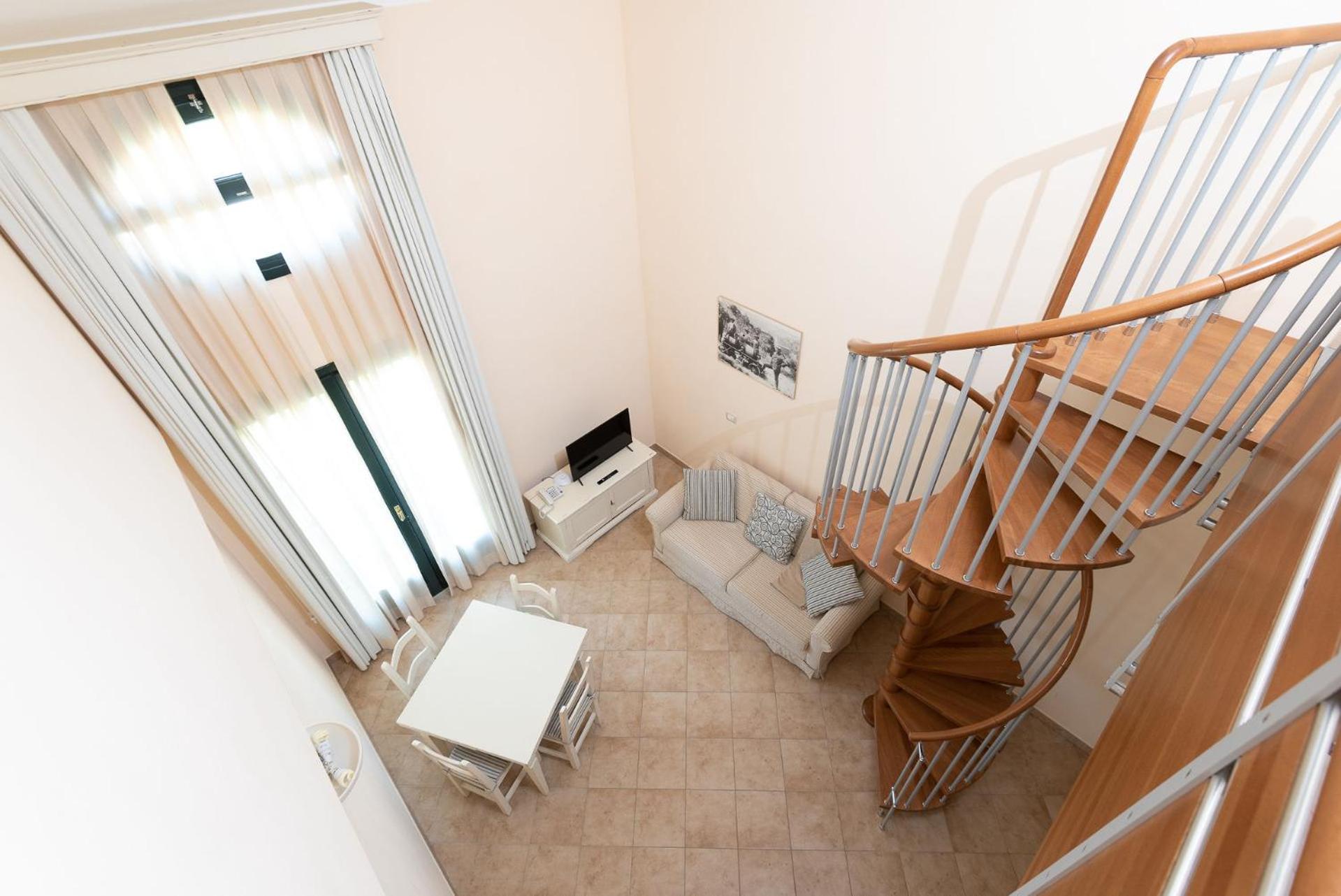 One-Bedroom Apartment (4 Adults) - Photo 3