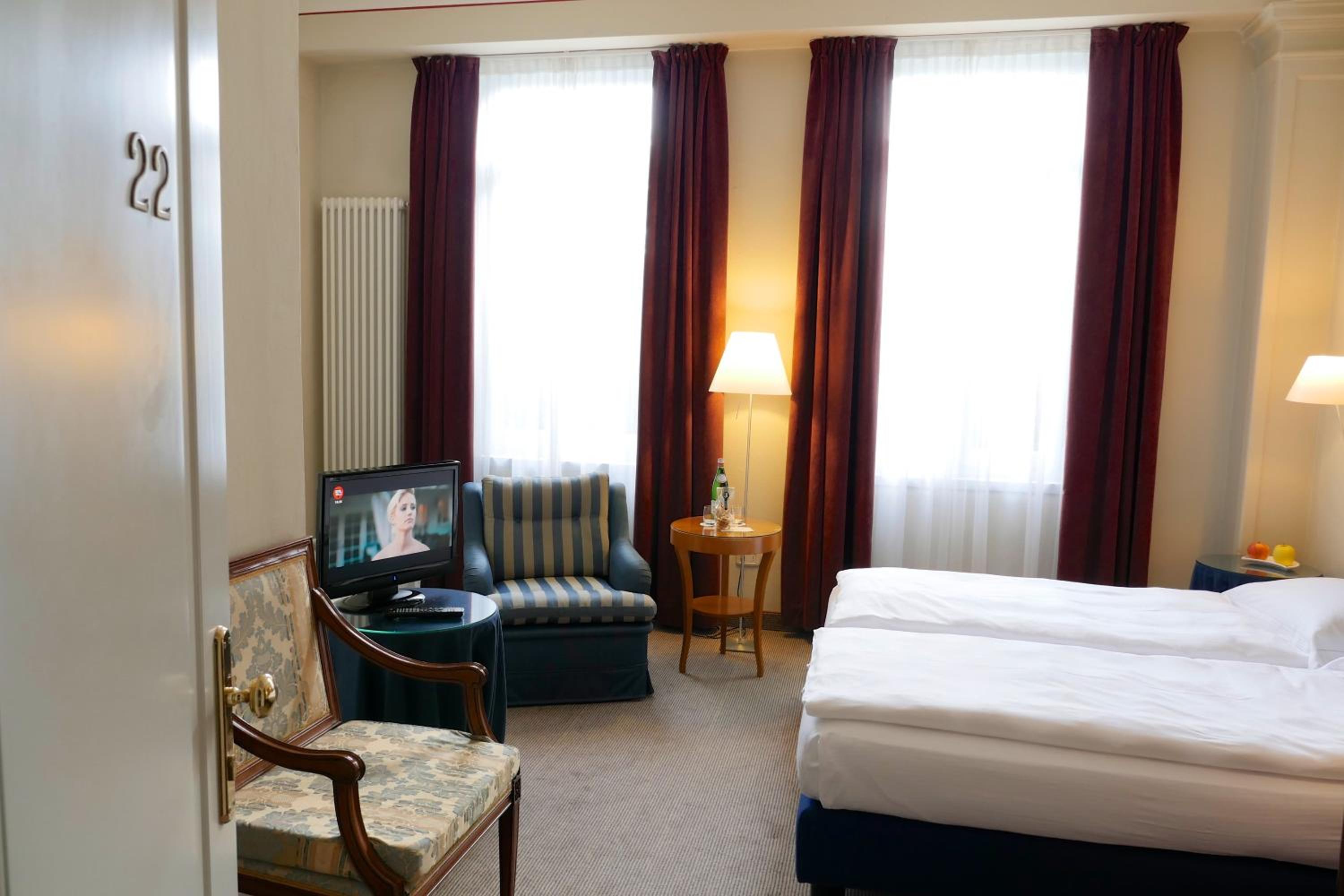 Classic Double Room - Photo 5