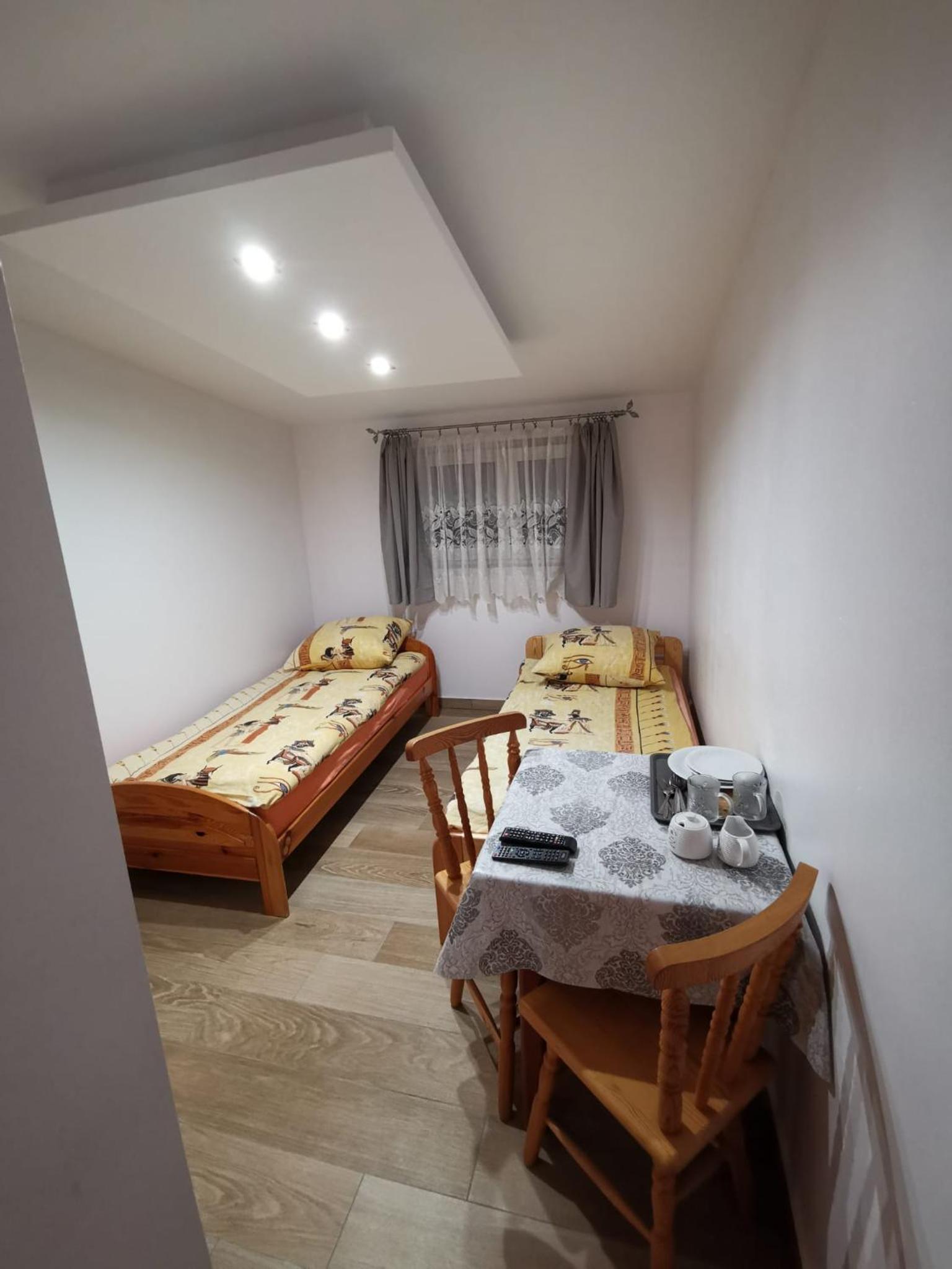 Double Room (1 Adult + 1 Child)