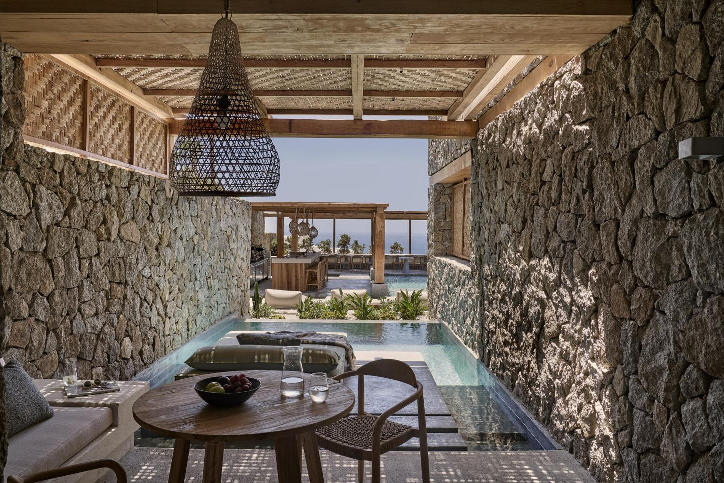 Suite with Private Pool - Photo 5