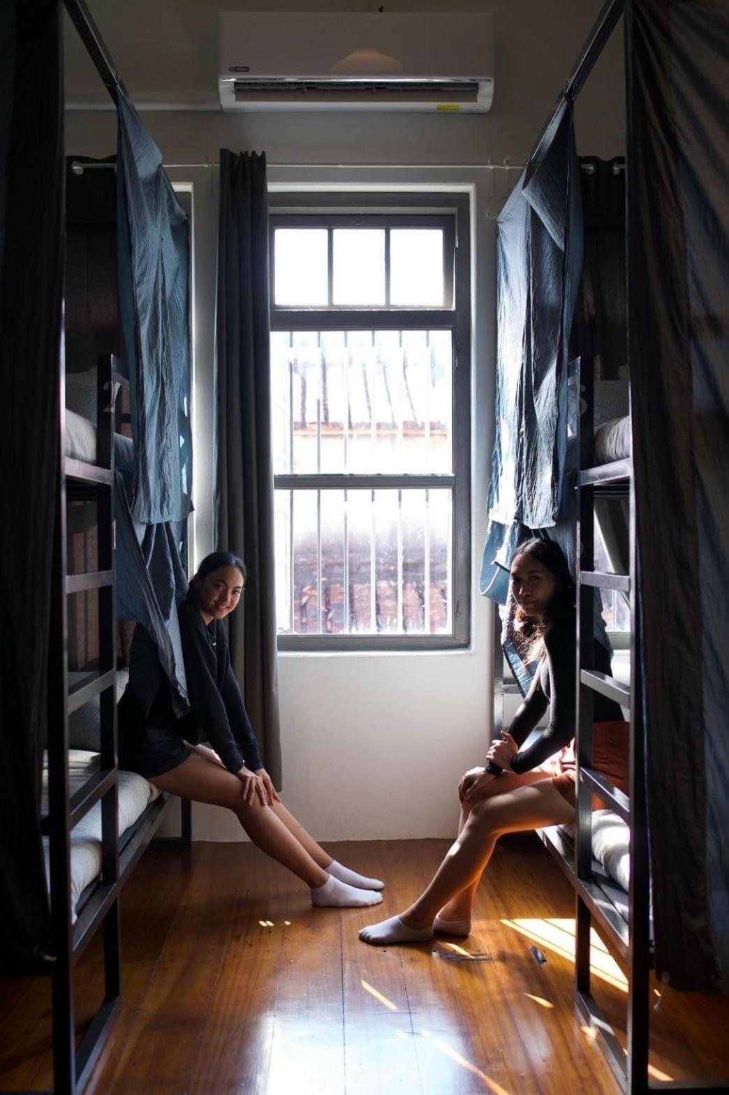 6-Bed Mixed Dormitory Room photo 2