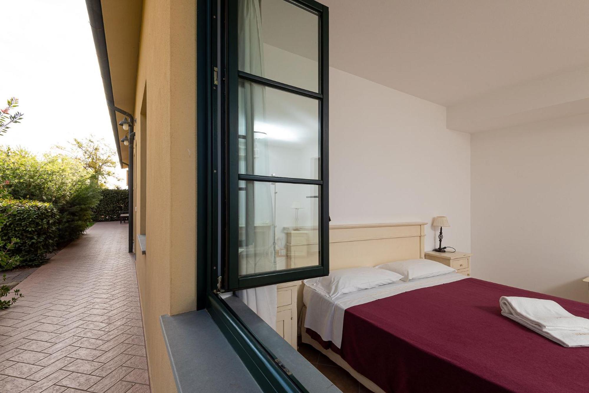 Standard Double Room - Ground Floor - Photo 8