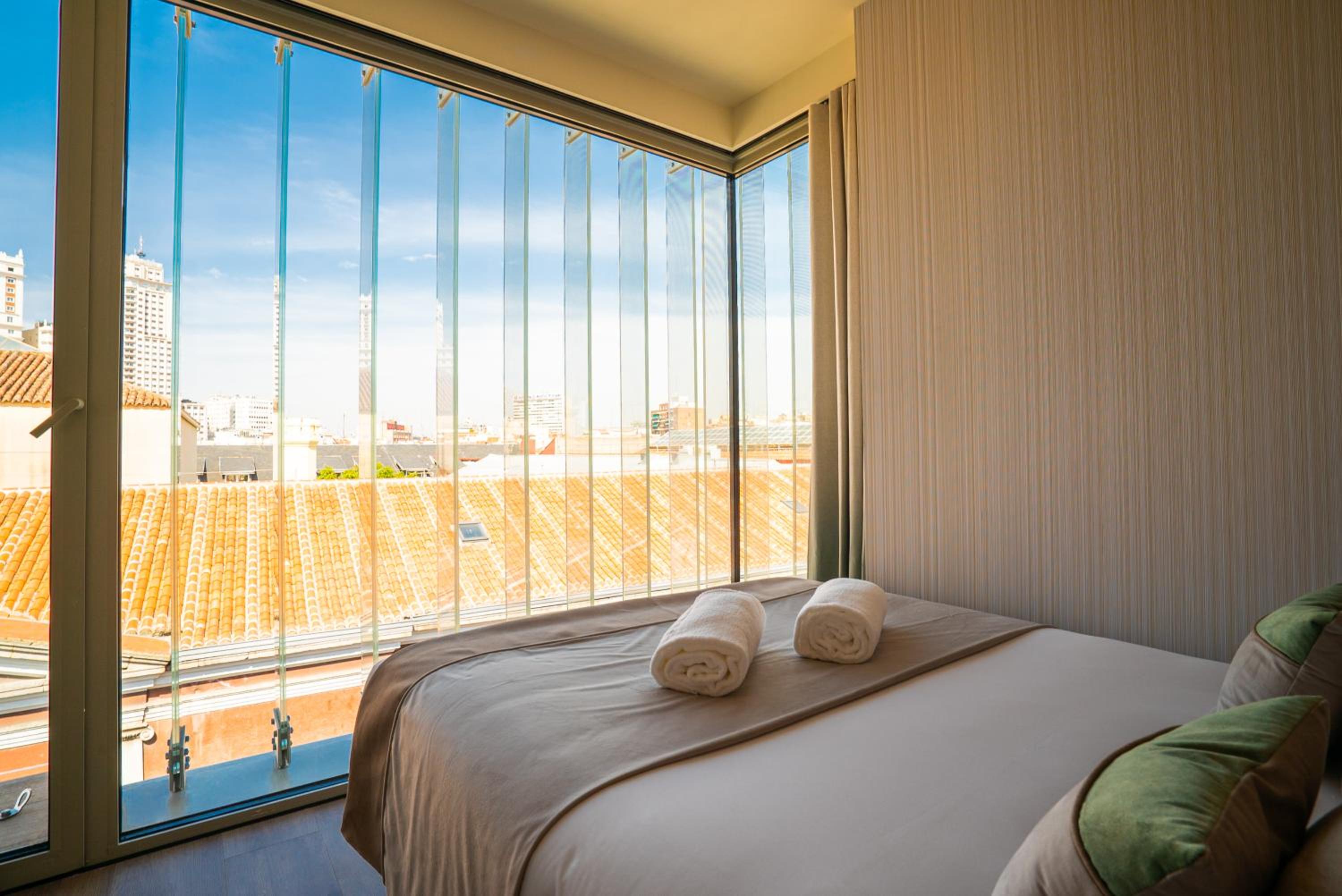 Double Room - Photo 12
