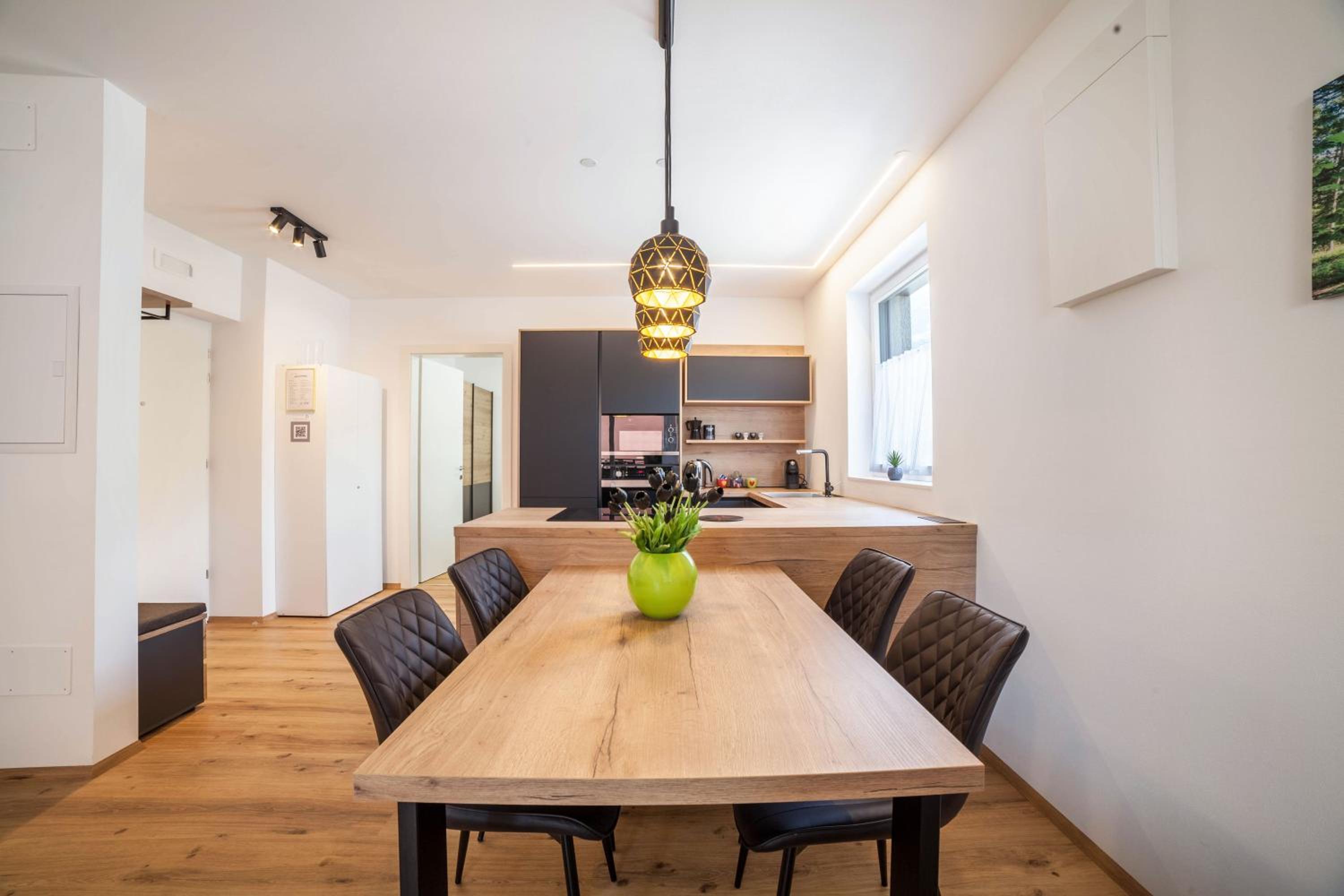Apartment with Terrace photo 3