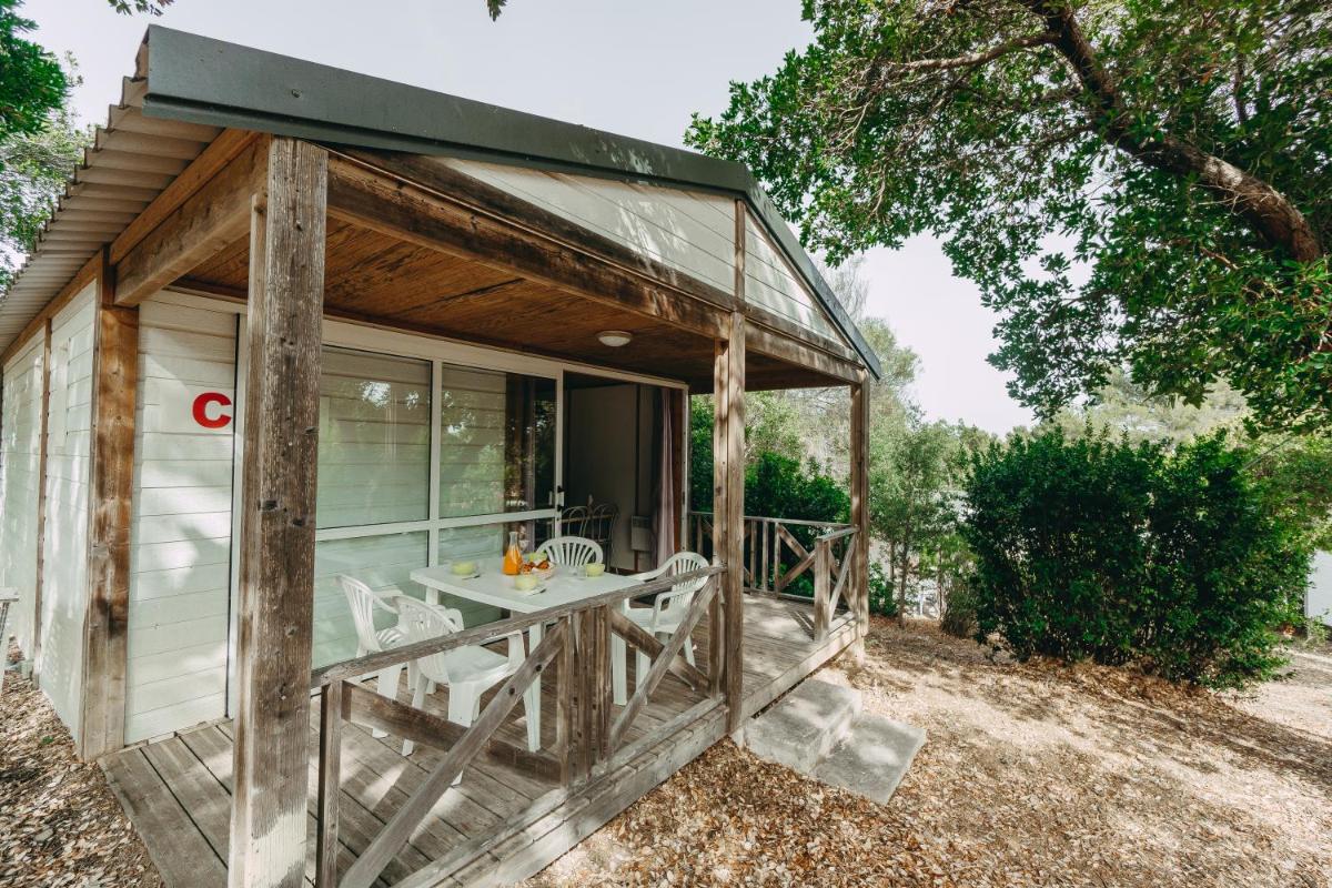 Two-Bedroom Chalet (4 persons) photo 1