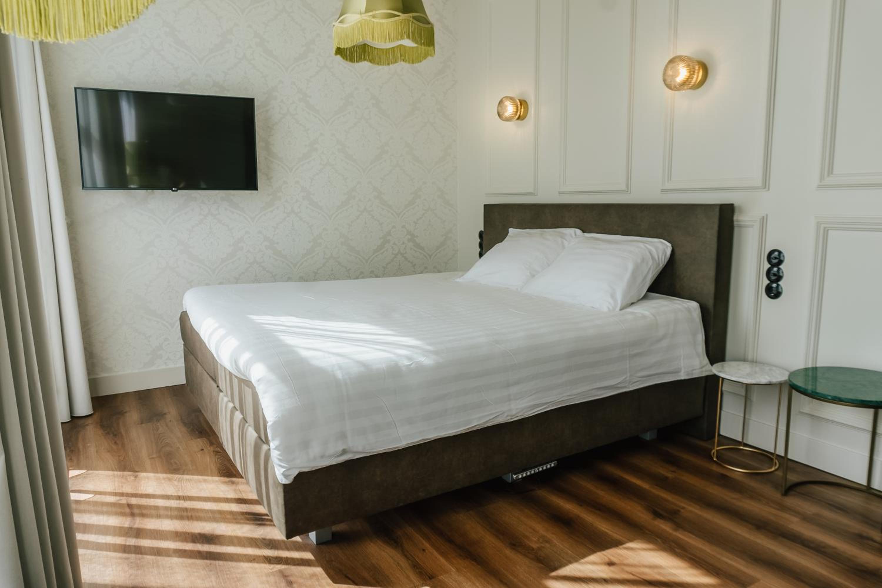 Superior King Room photo 2
