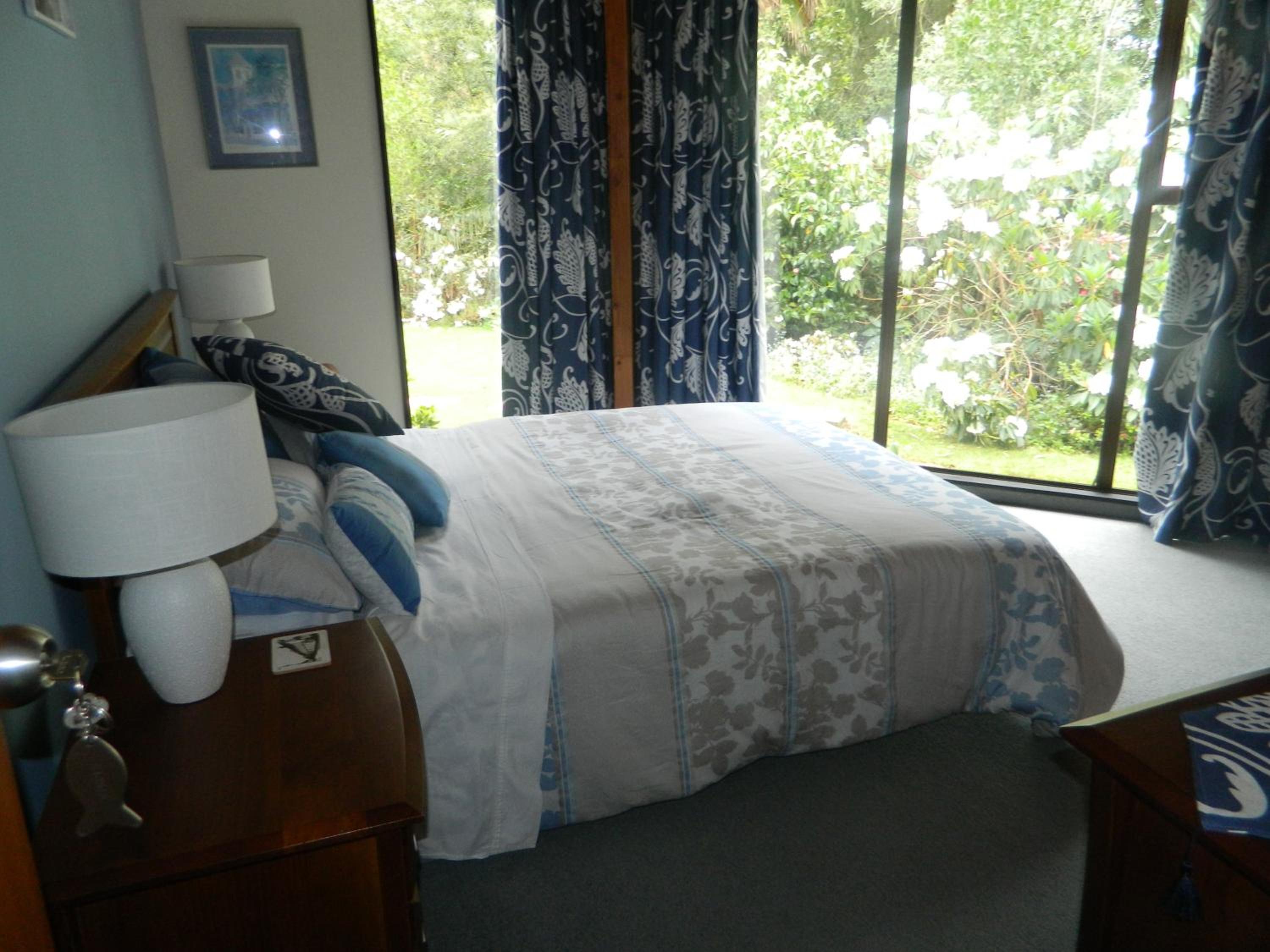 Queen Room with Garden View photo 2