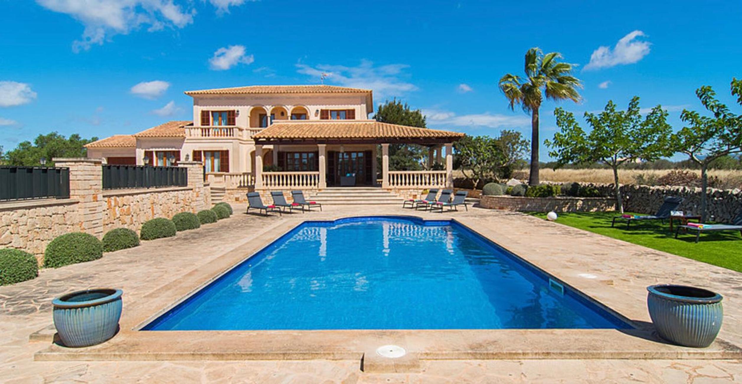 Villa with Garden View photo 2