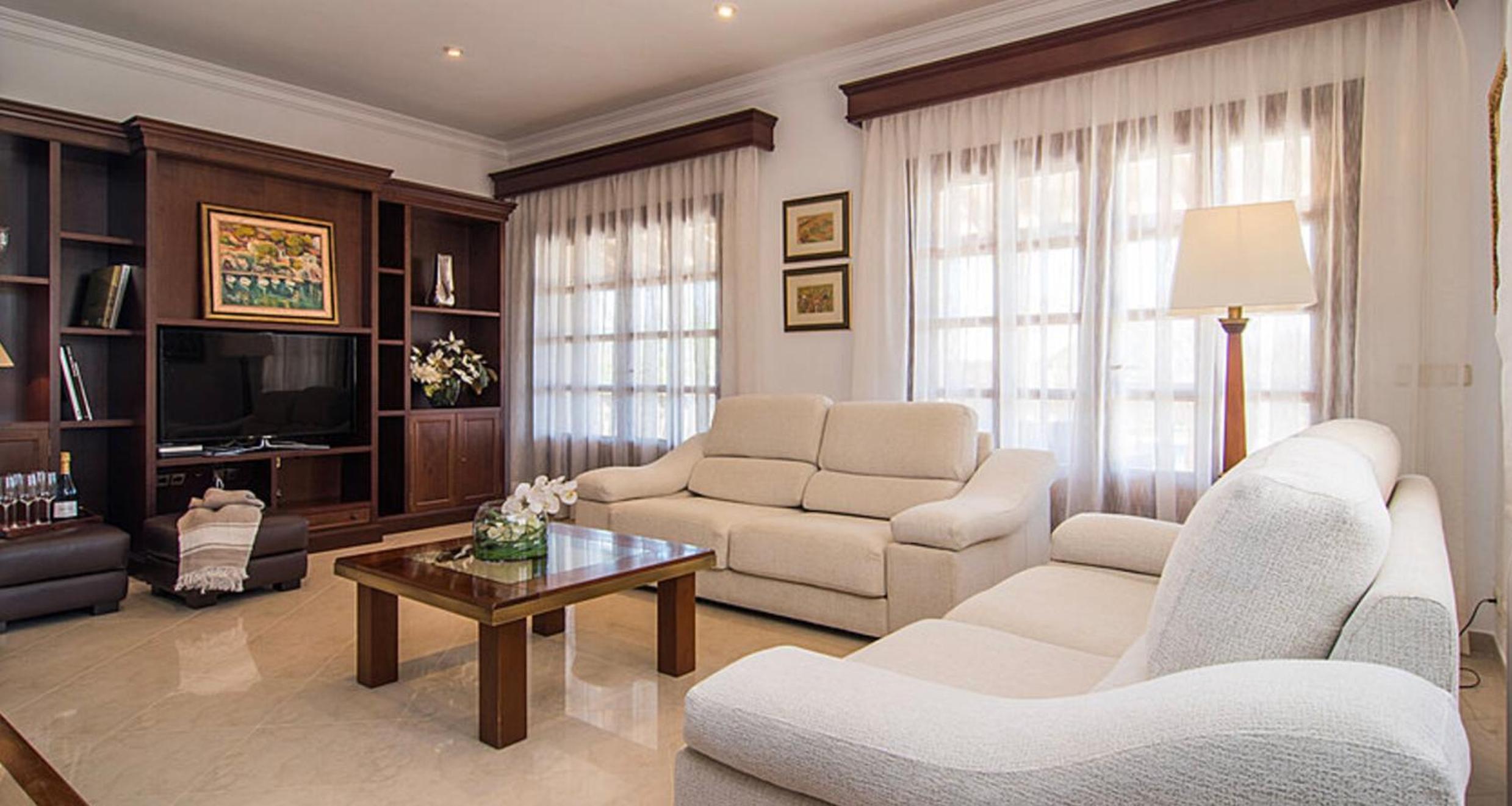 Villa con vistas al jardín