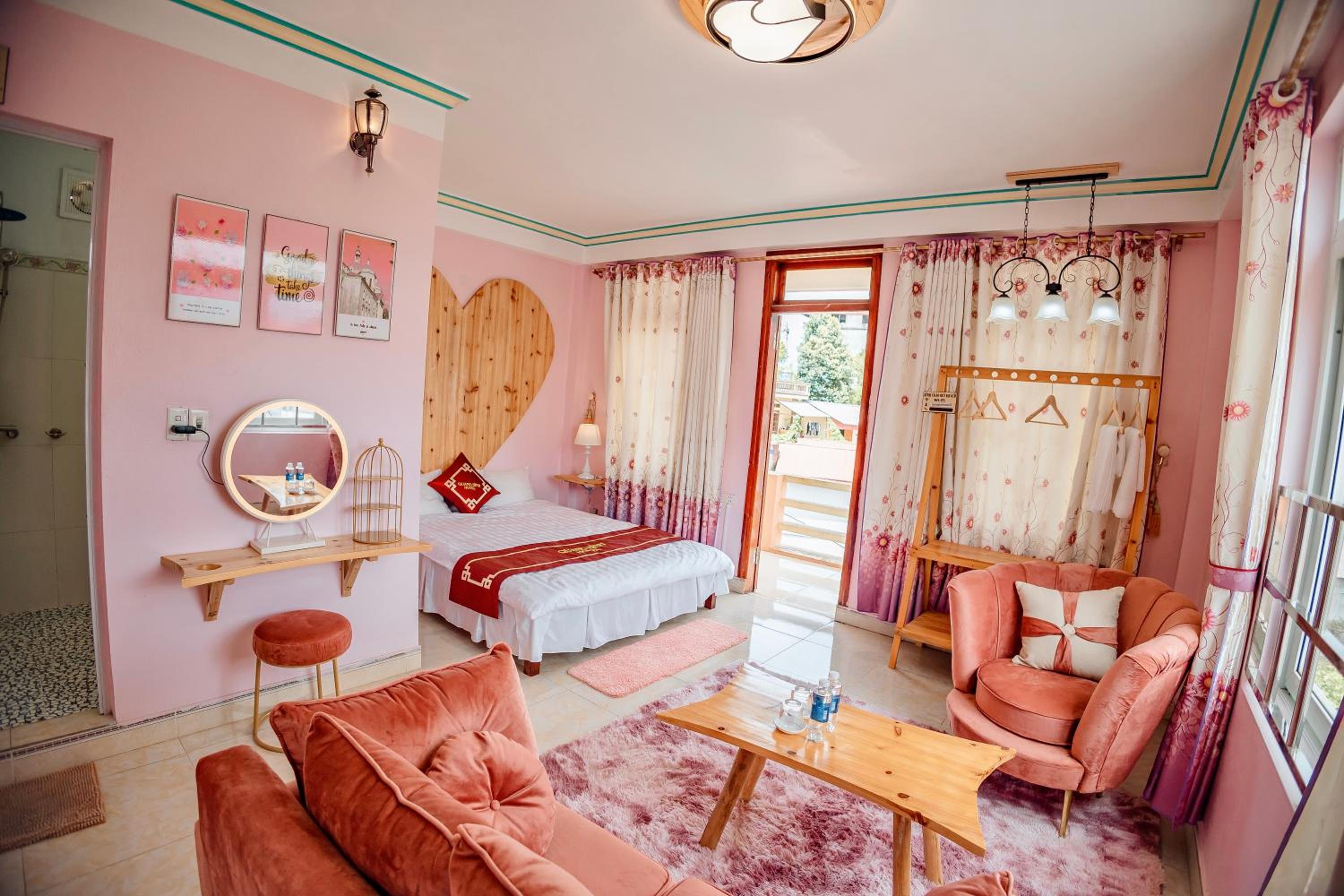 Double Room with Mountain View