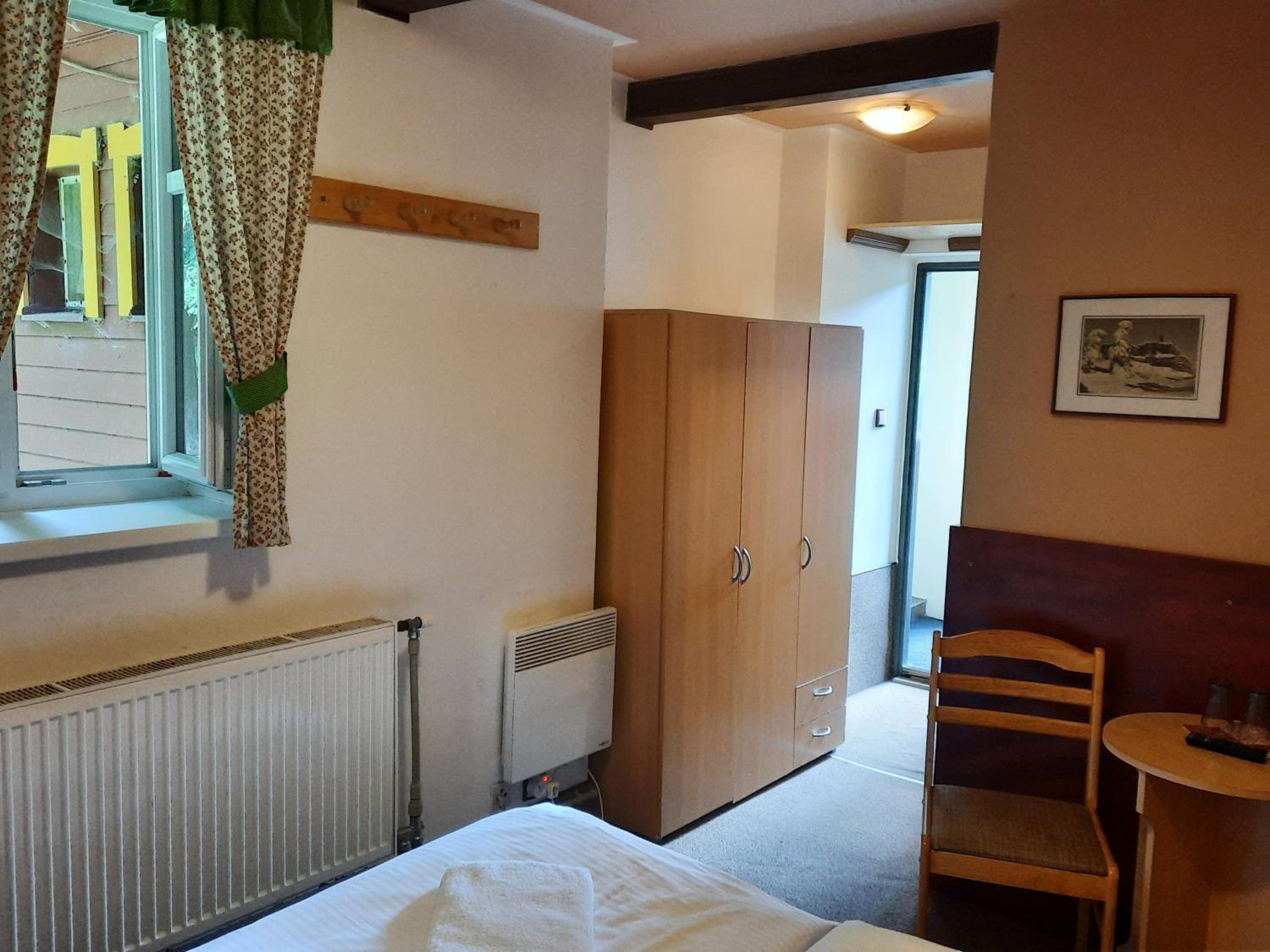 Small Double Room photo 2