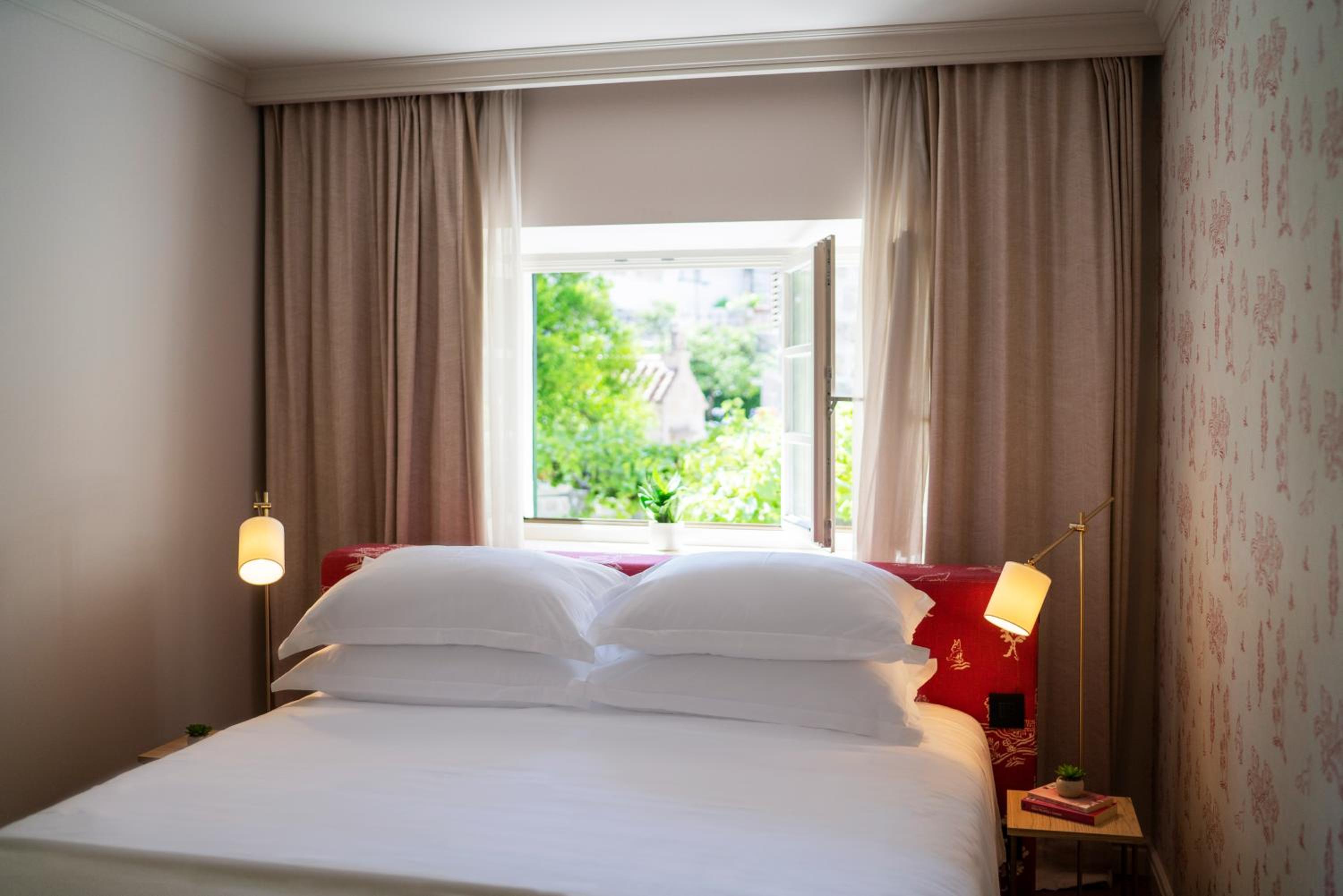 Superior Plus Room