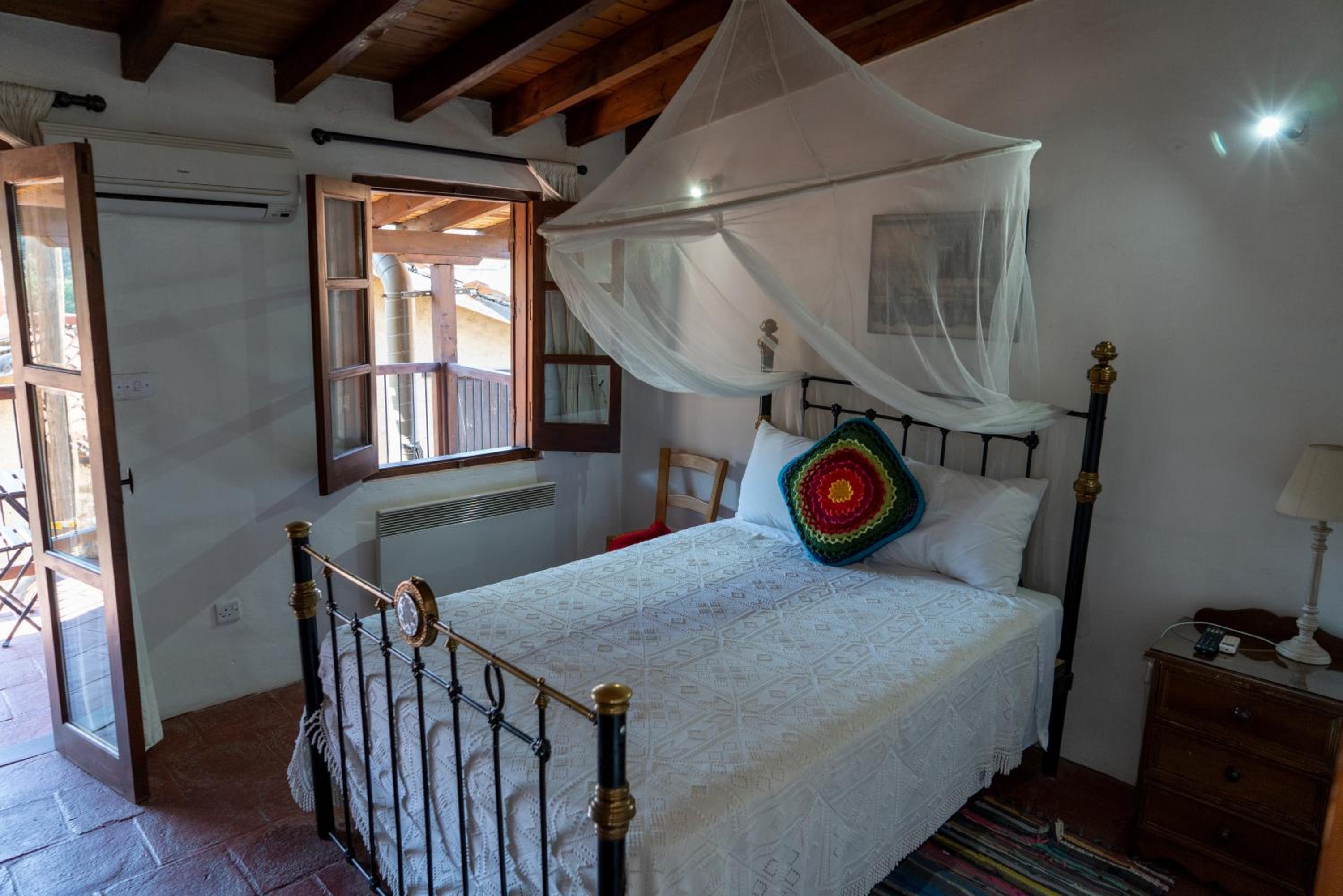 Traditional One-Bedroom House