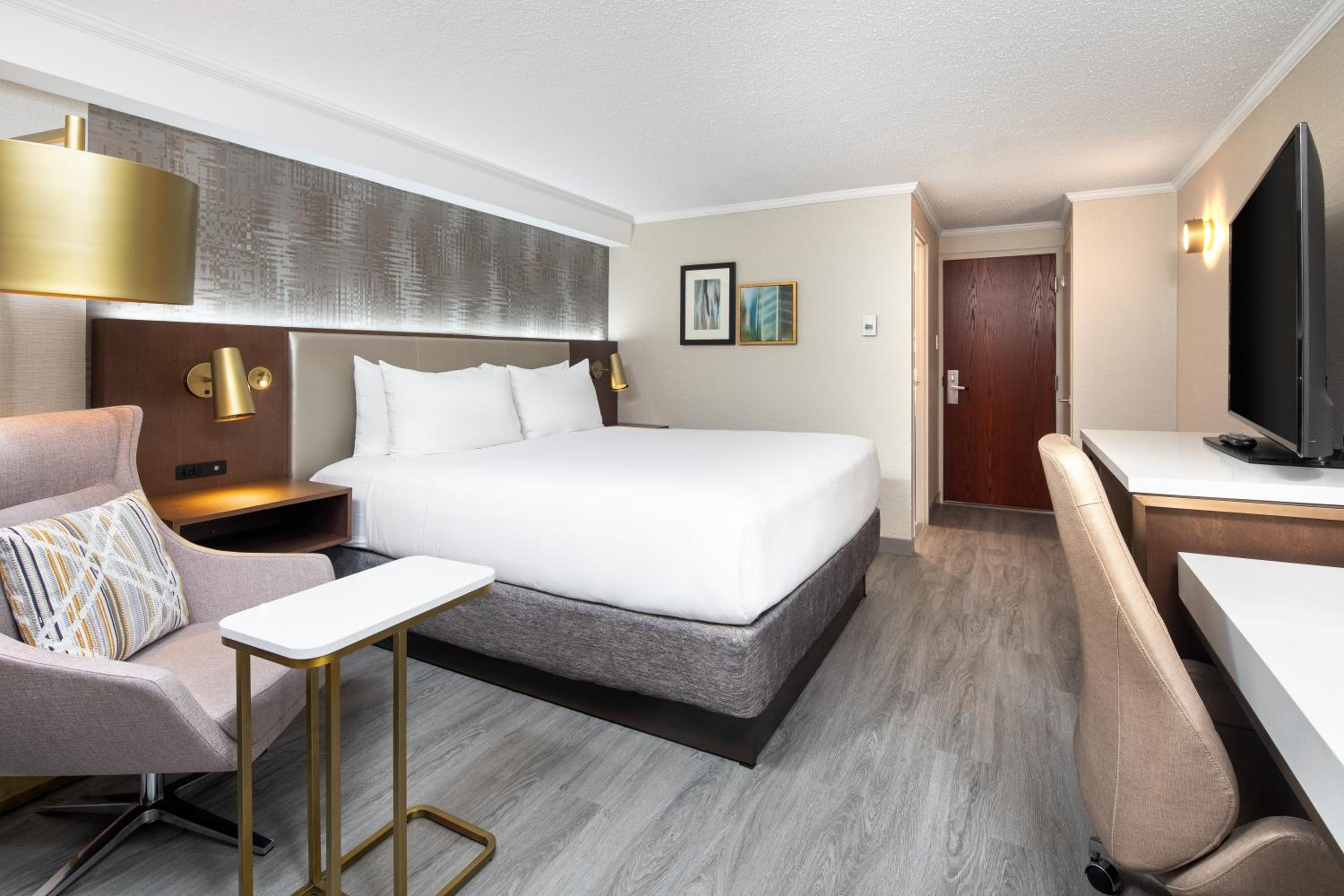King Room - High Floor - Non-Smoking - Photo 1