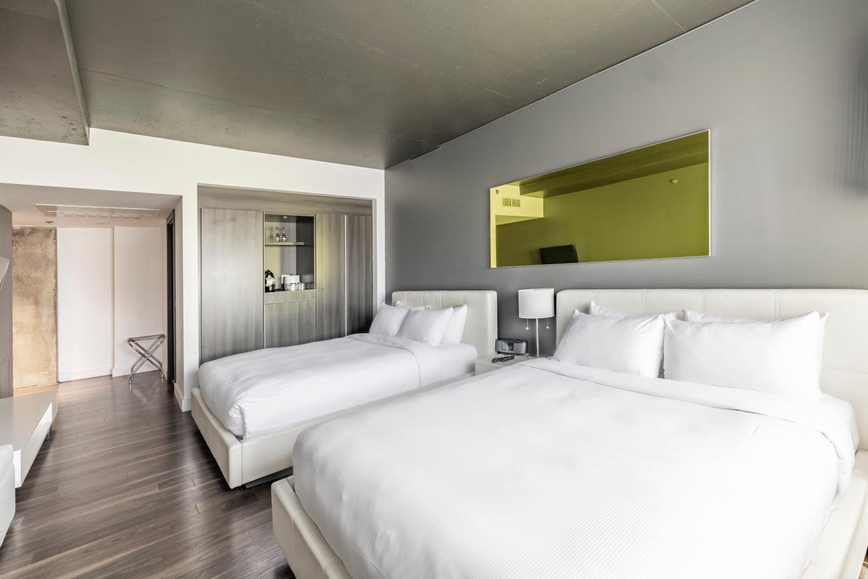 Deluxe Double or Twin Room