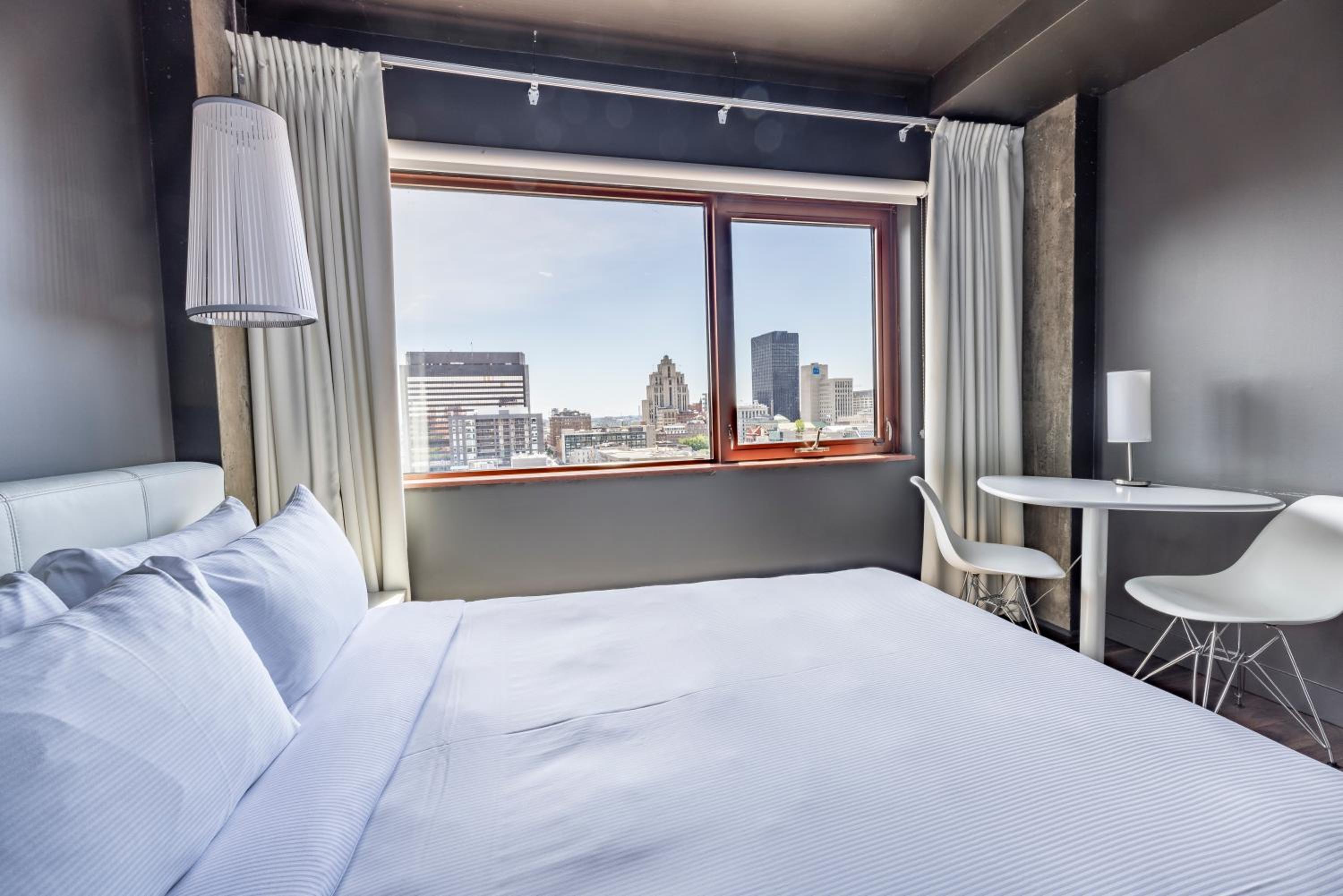 Superior Queen Room