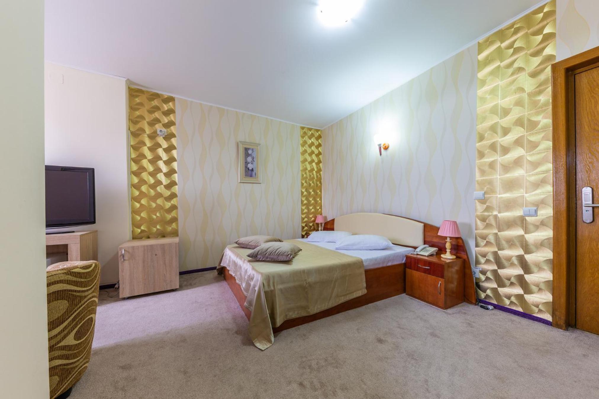 Double Room - Photo 20