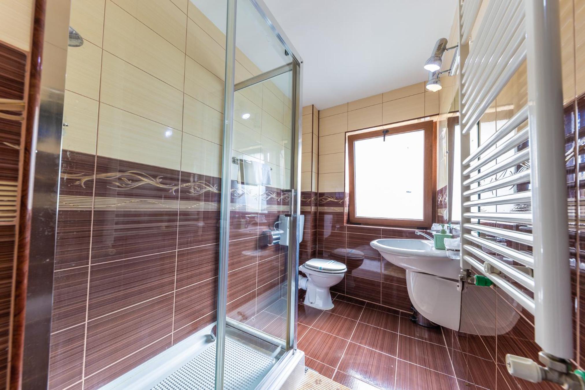Double Room - Photo 33