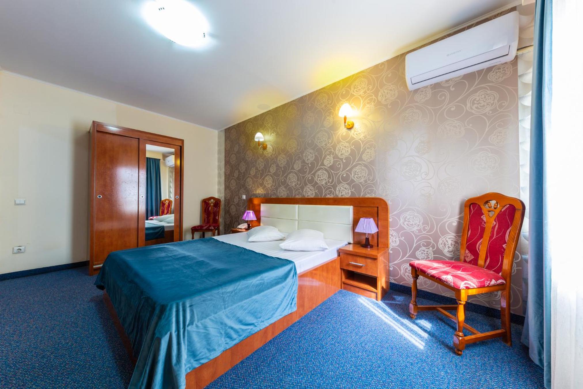 Double Room - Photo 36
