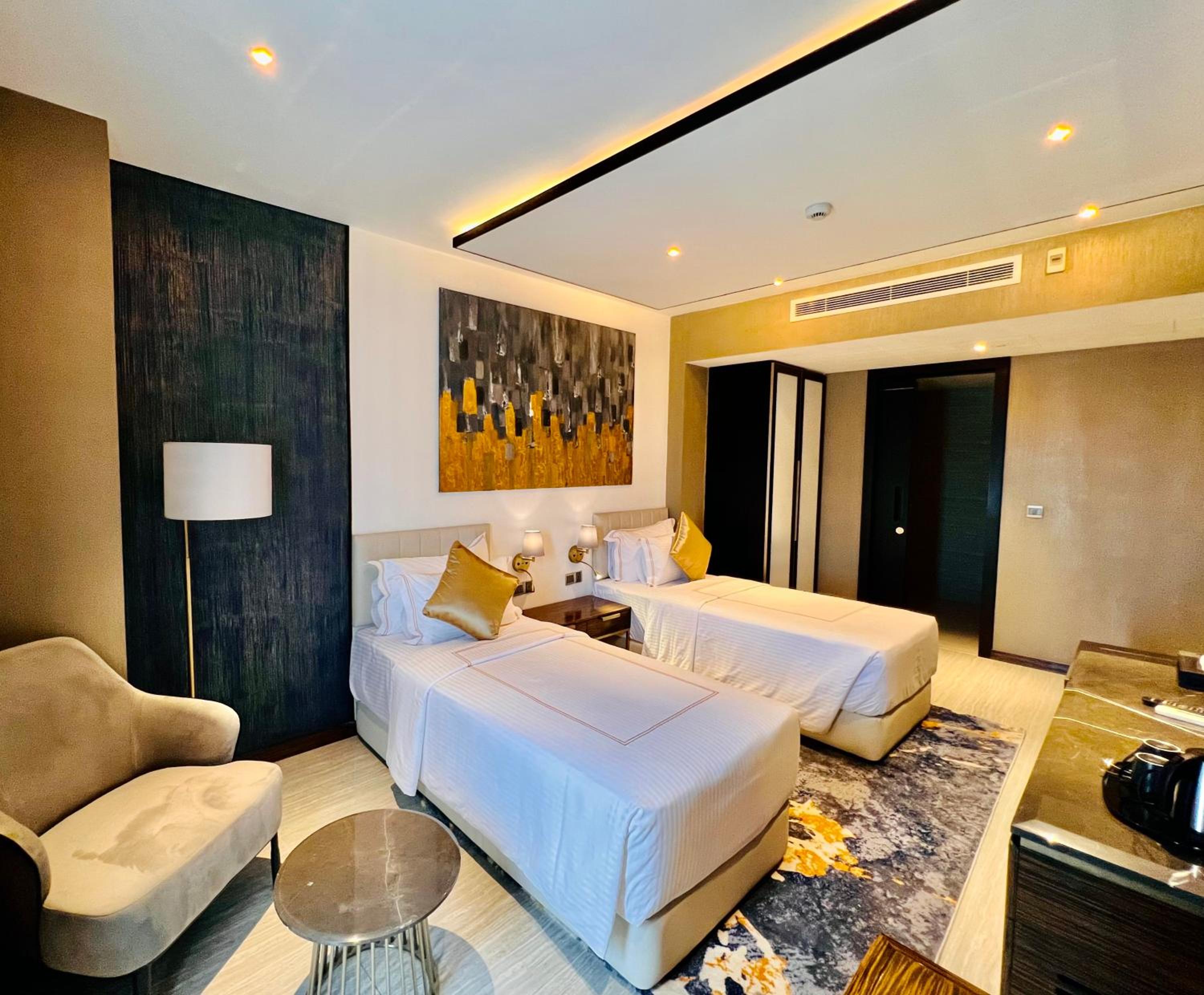Deluxe Twin Room - Photo 1