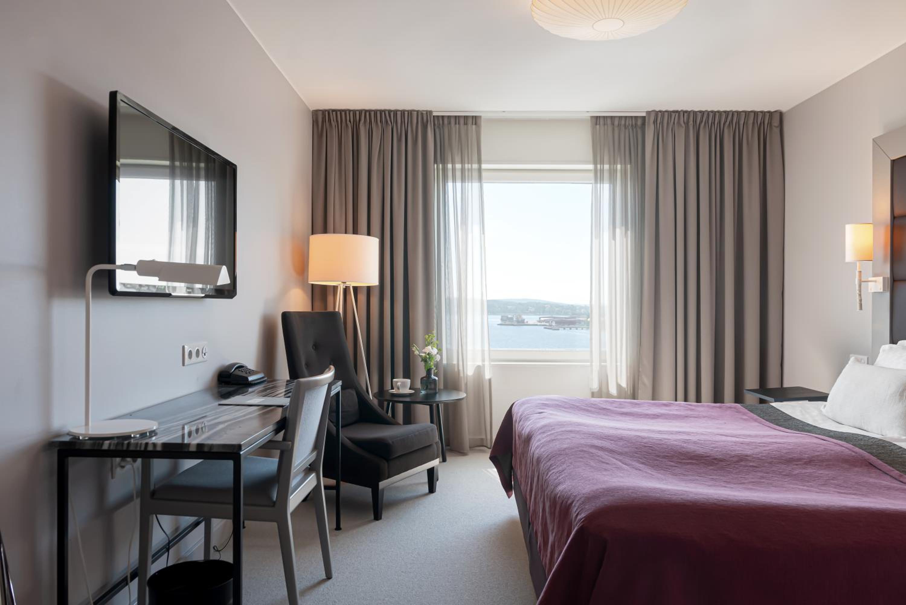 Deluxe Double Sea View photo 1