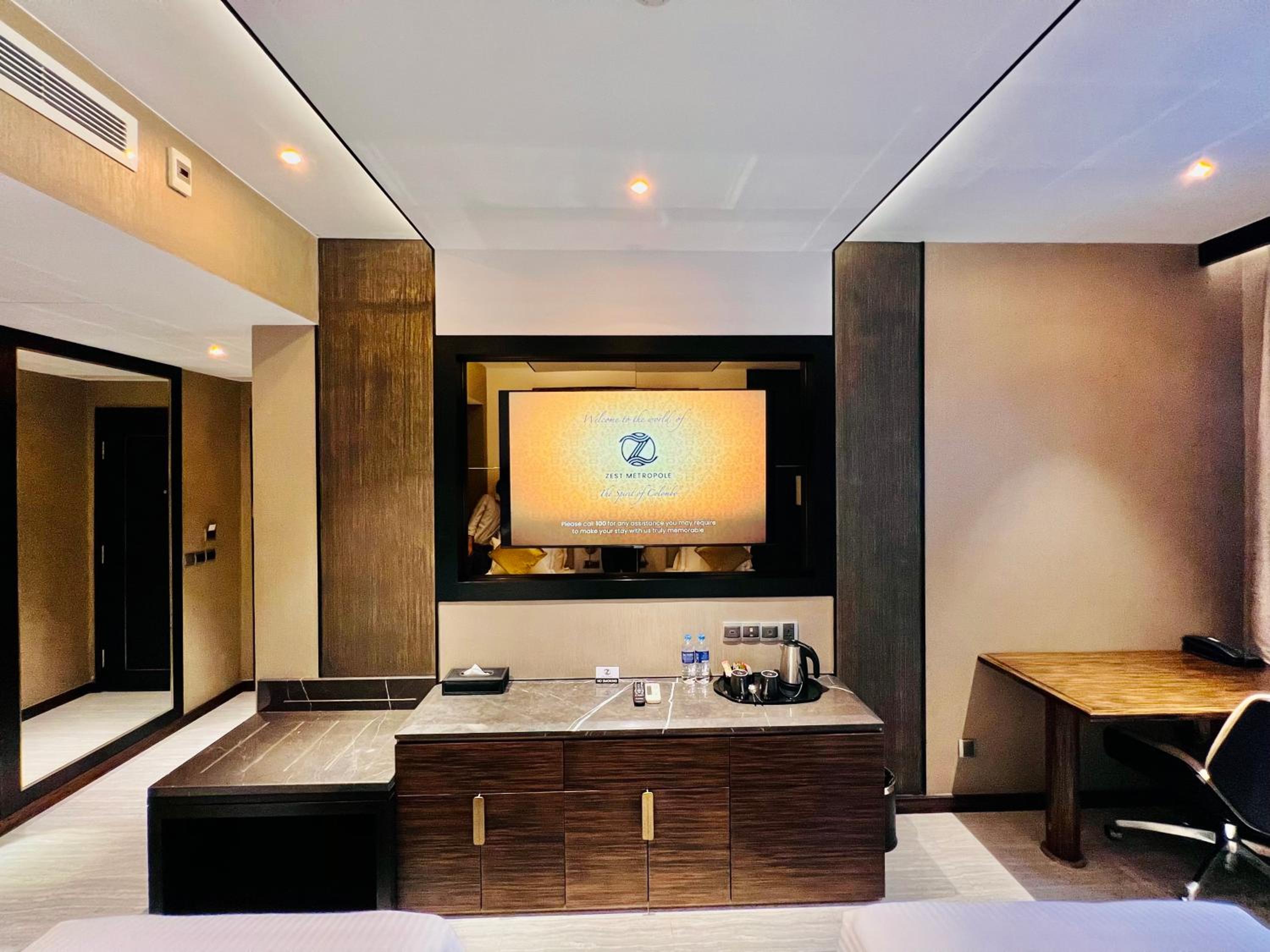 Deluxe Twin Room - Photo 6