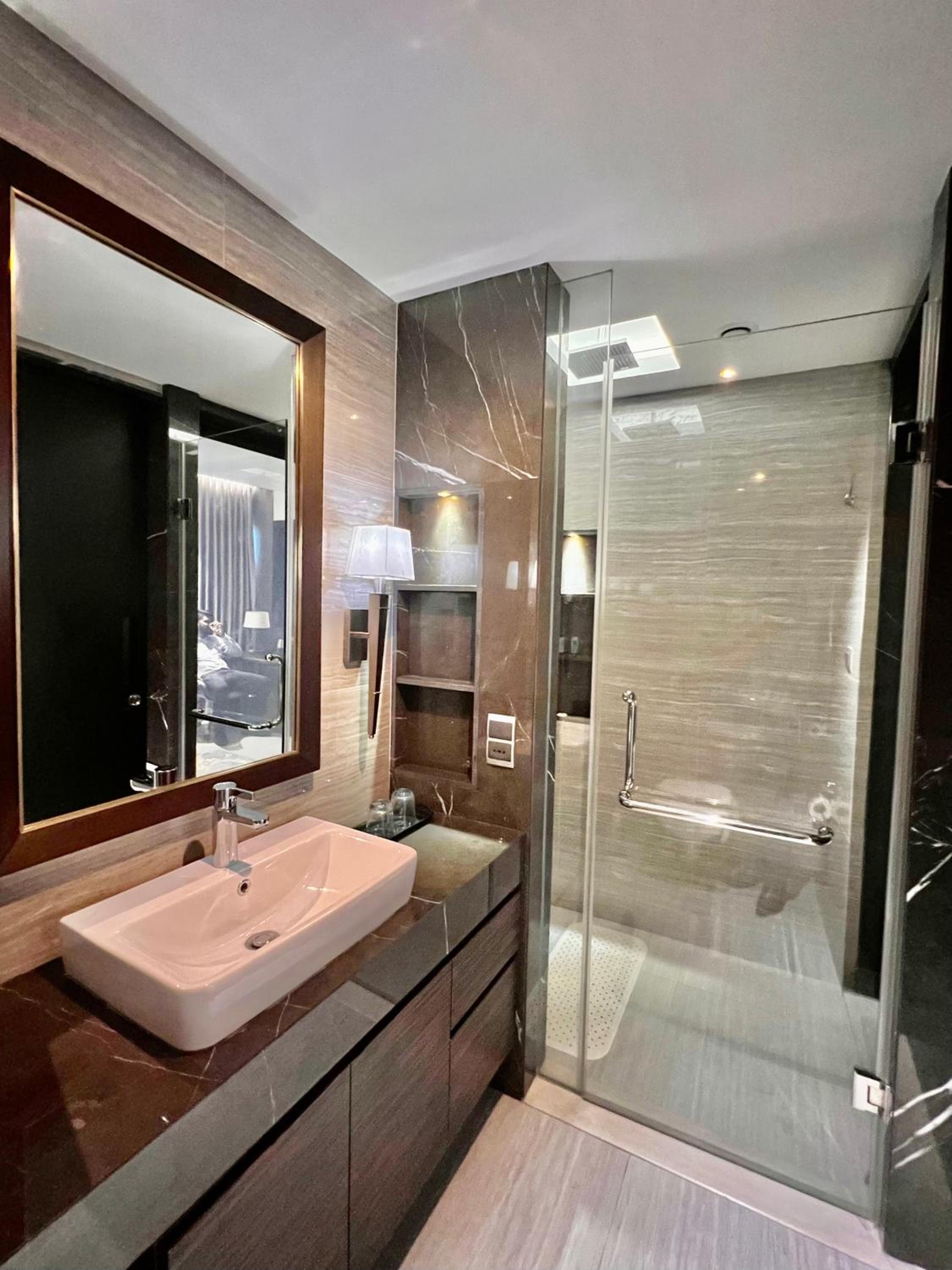 Deluxe Double Room - Photo 2
