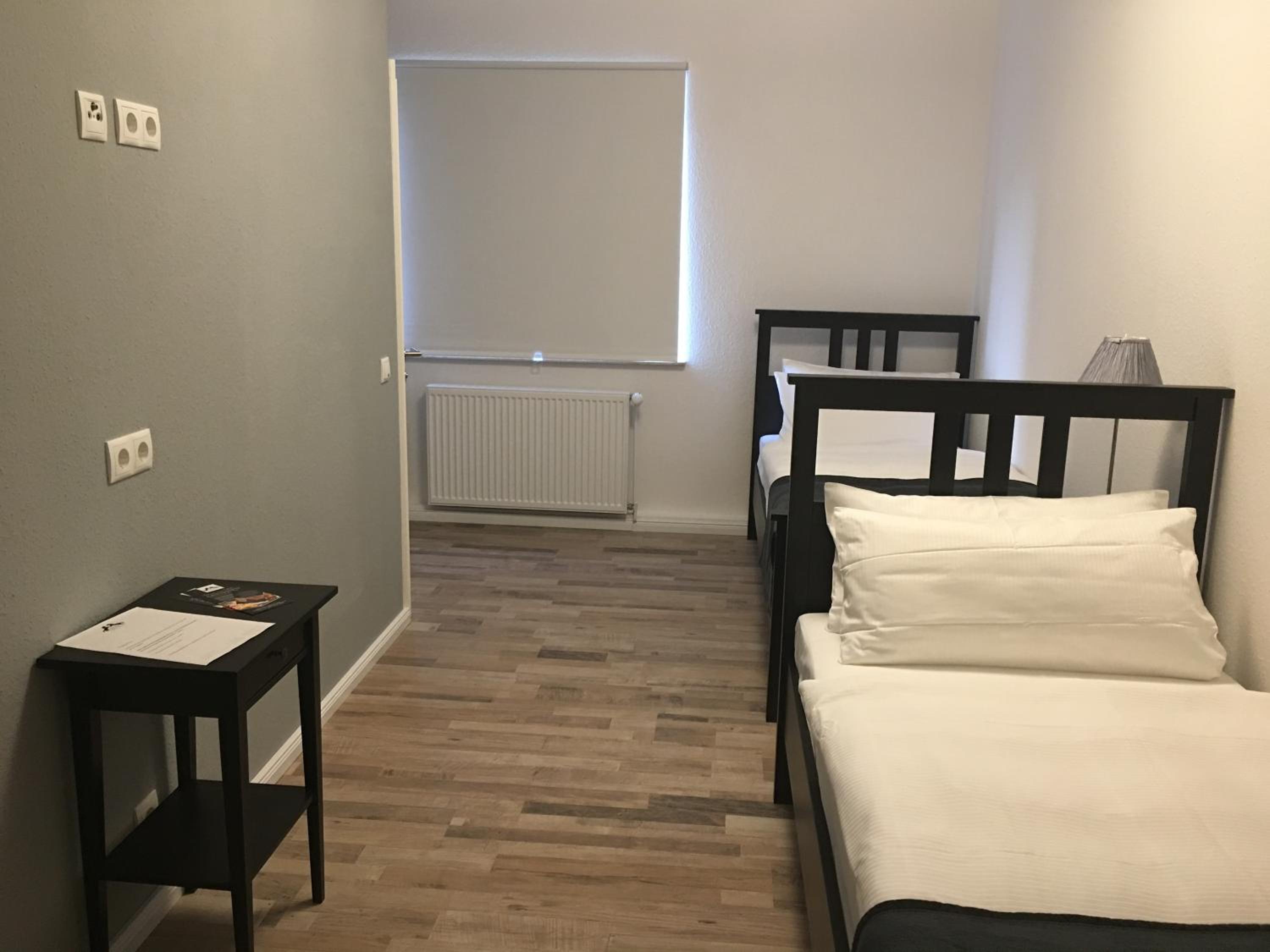 Standard Twin Room photo 2