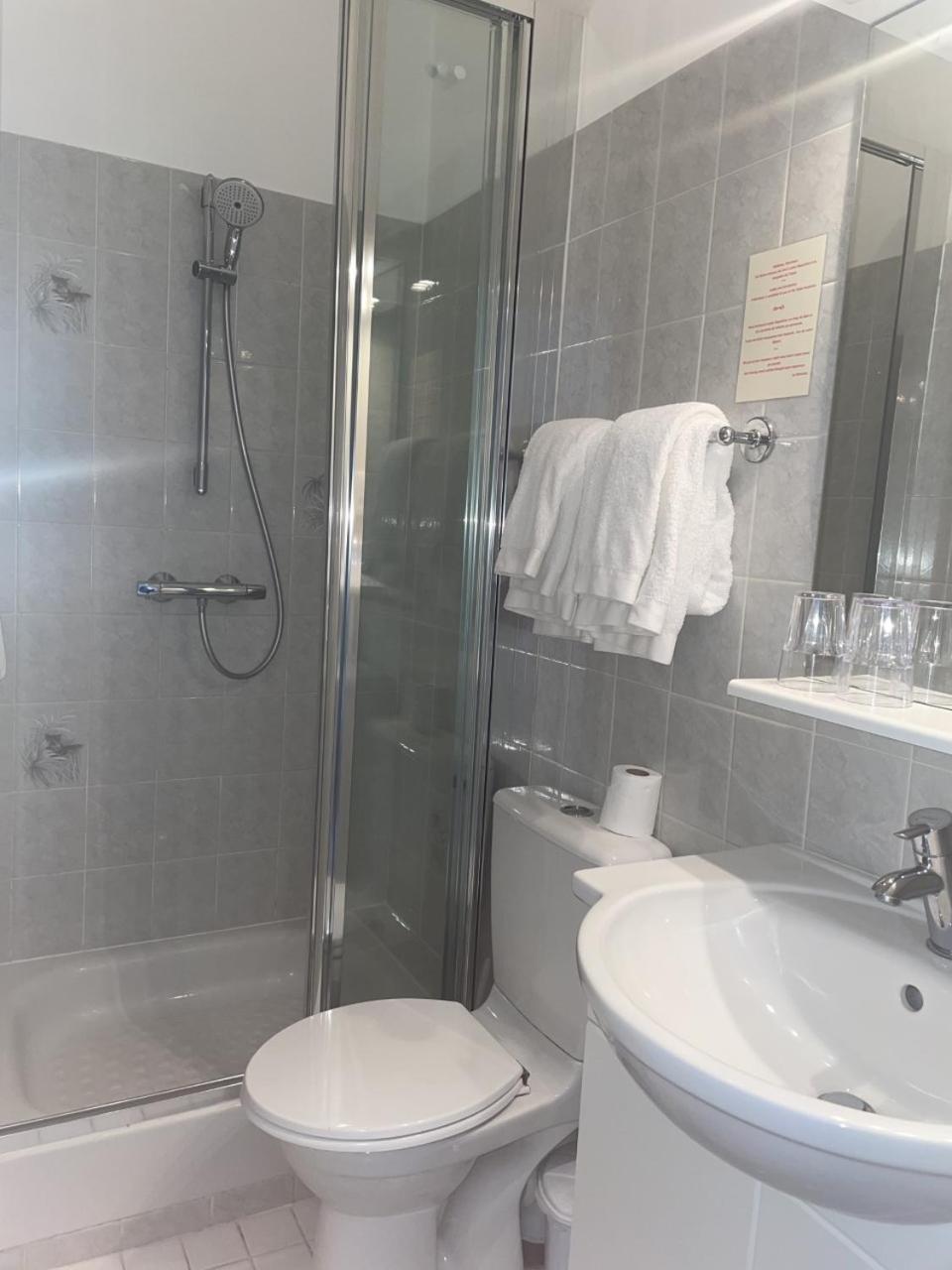 Superior Double Room with Sea View - Photo 5