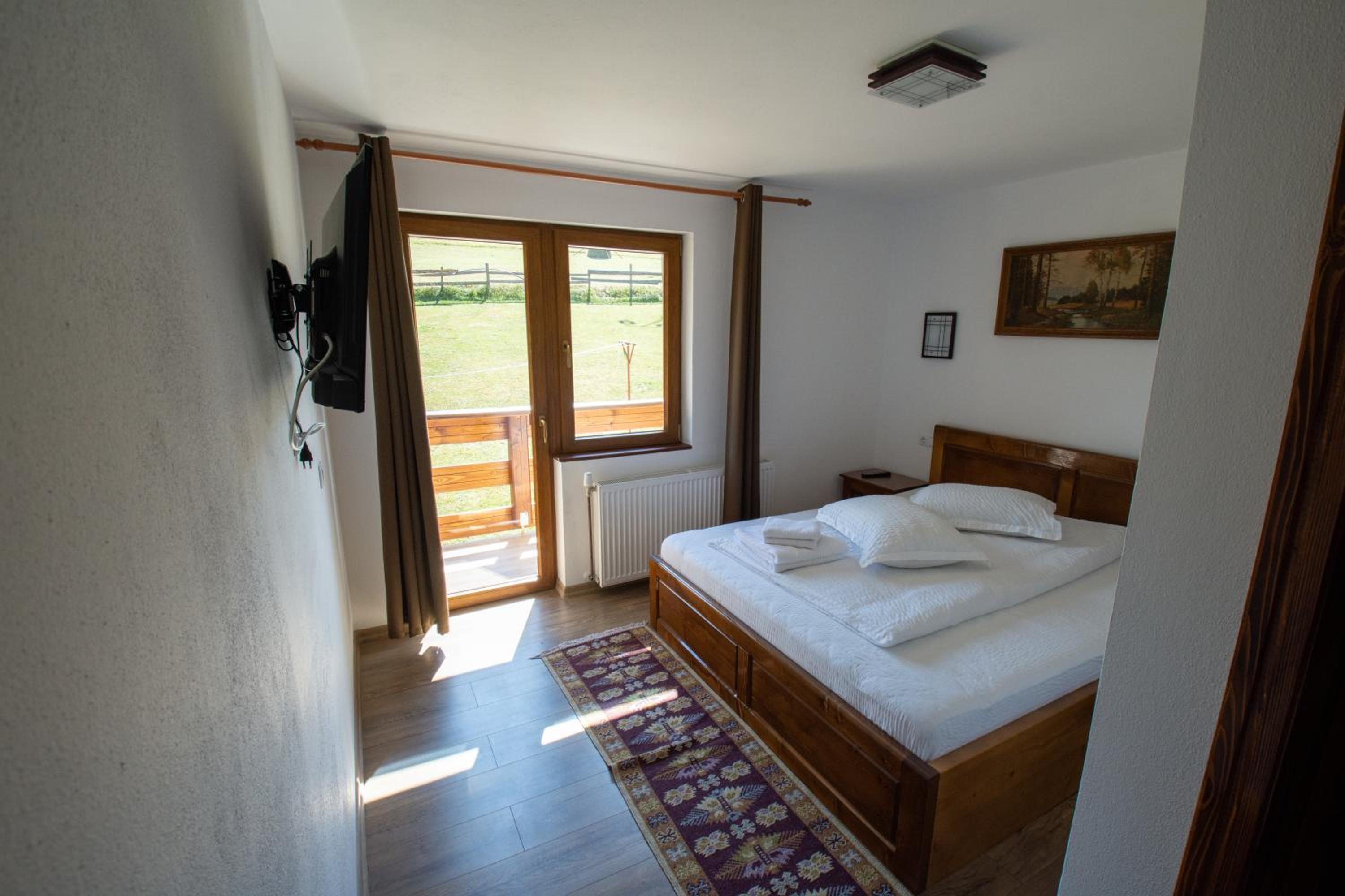 Two-Bedroom Suite photo 2