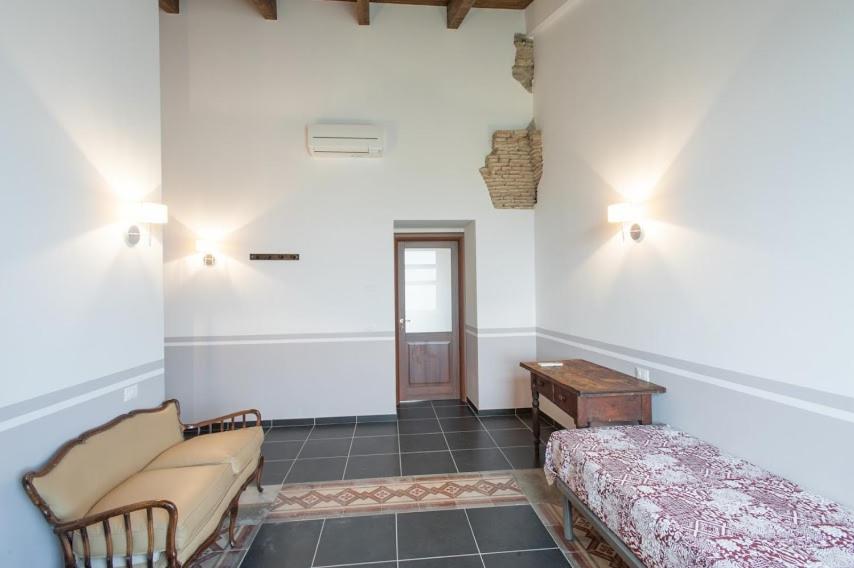 Deluxe Quadruple Room photo 3