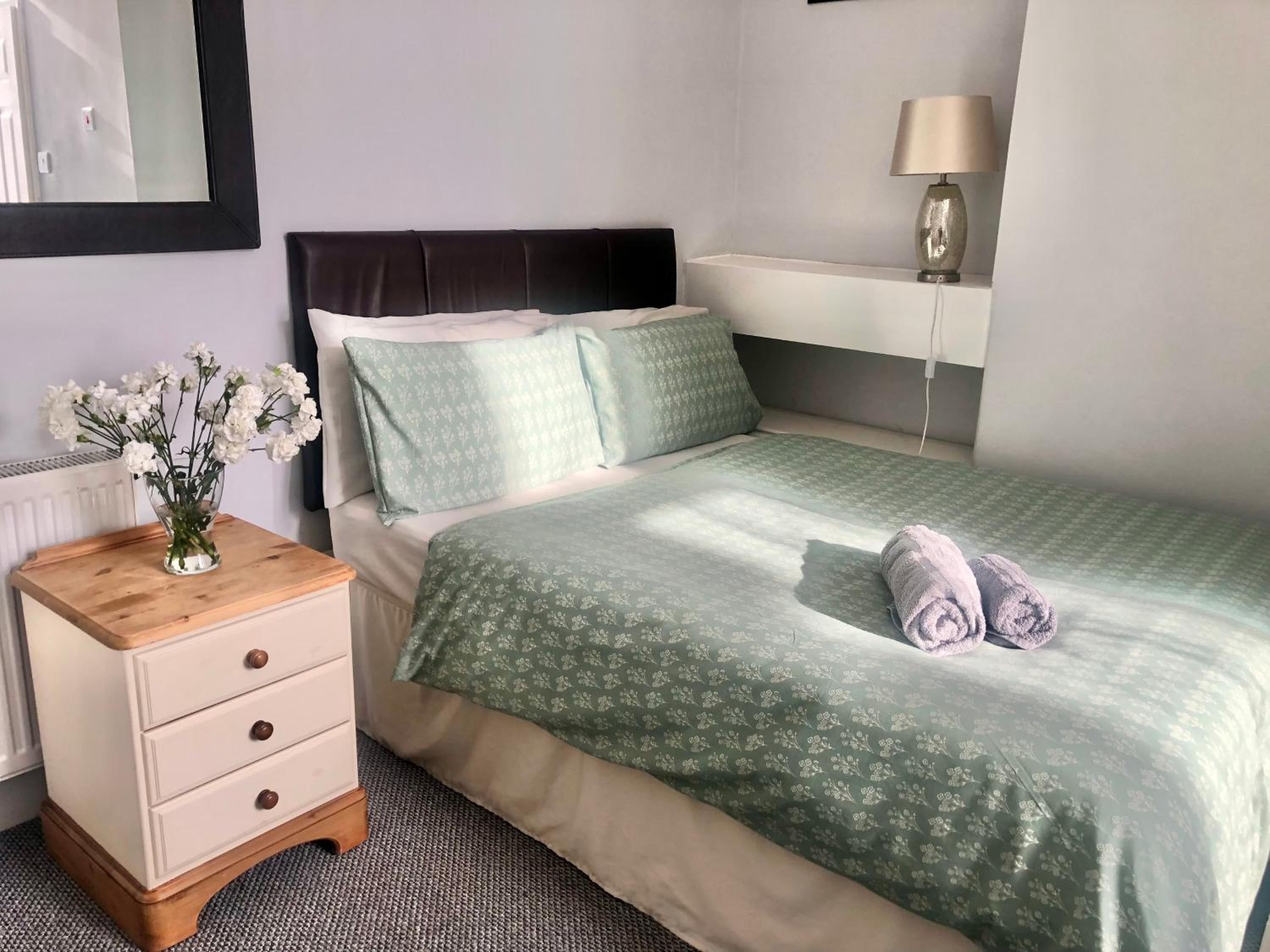Double Room with Private Bathroom photo 1