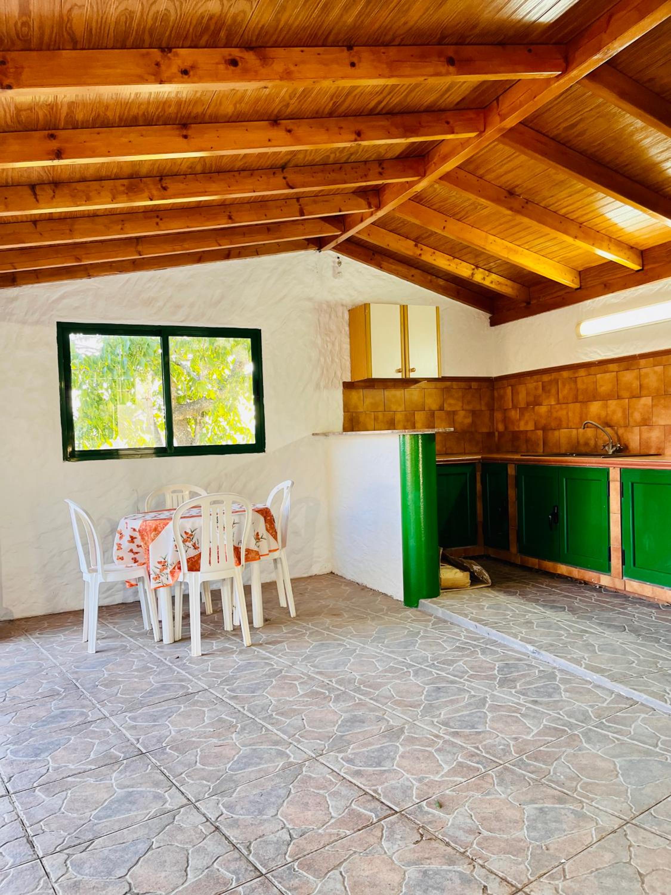 Four-Bedroom House photo 2