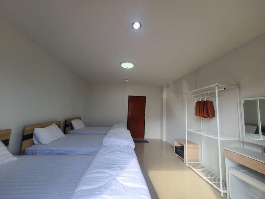 Apartment - Photo 3