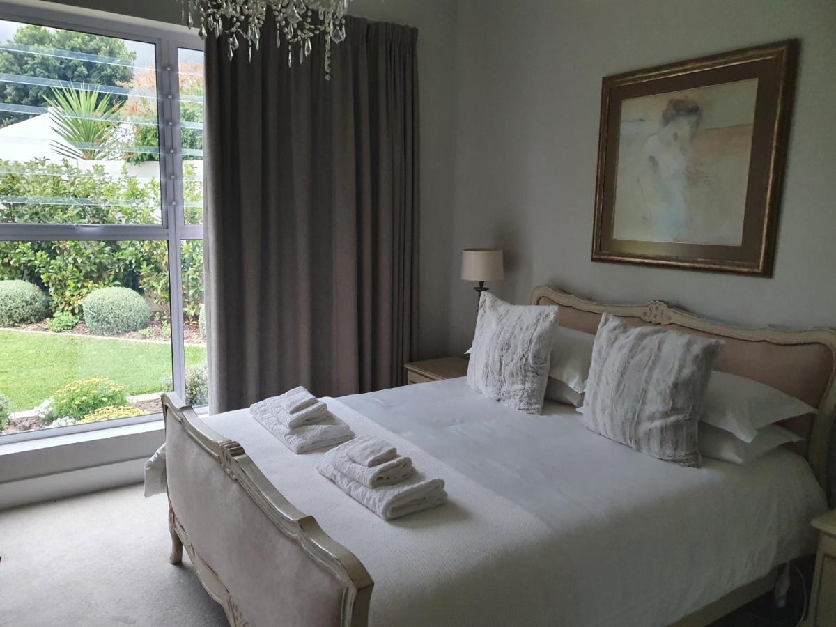 Deluxe Double Room with Shower photo 1