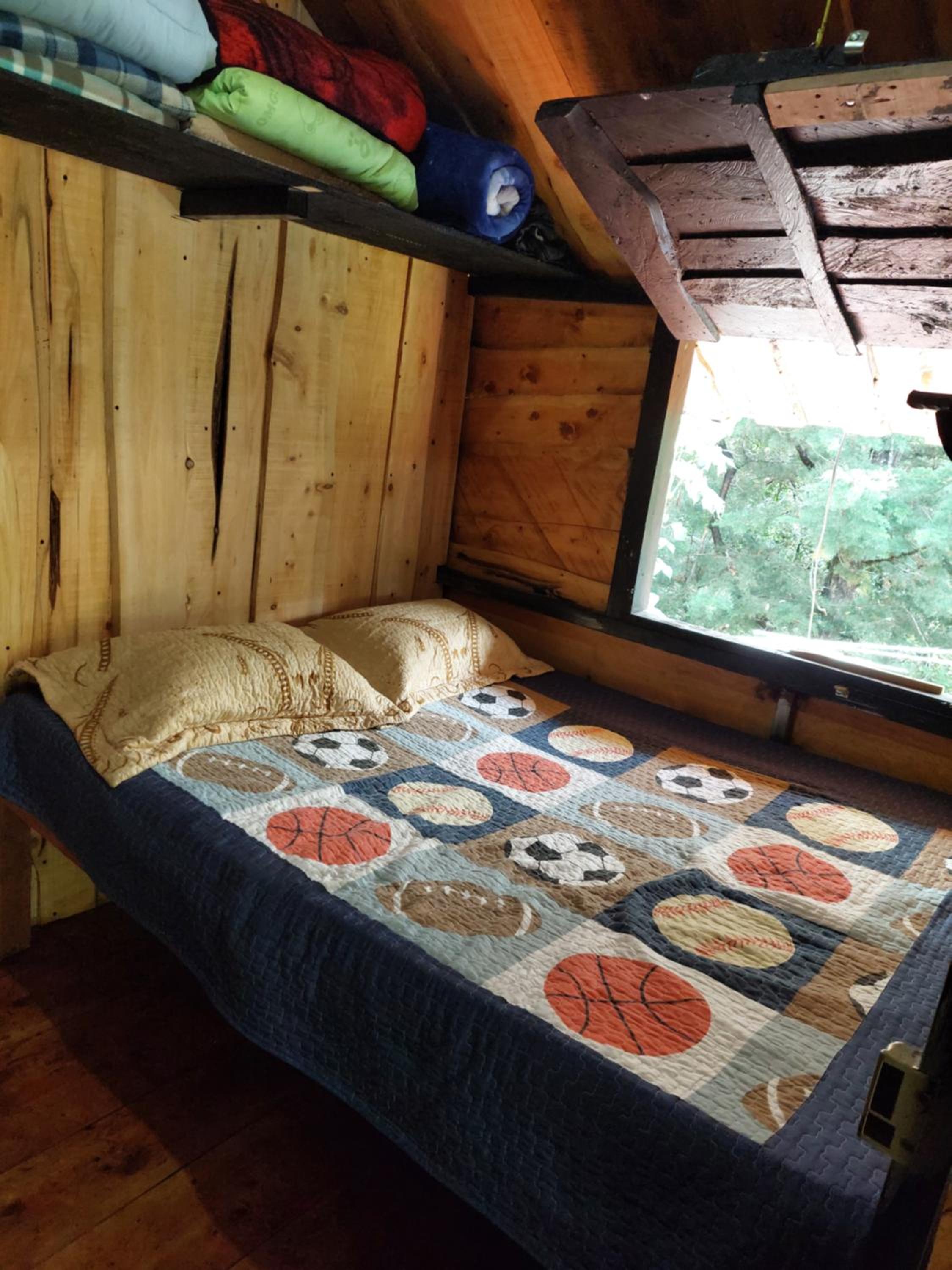 Two-Bedroom Chalet photo 2