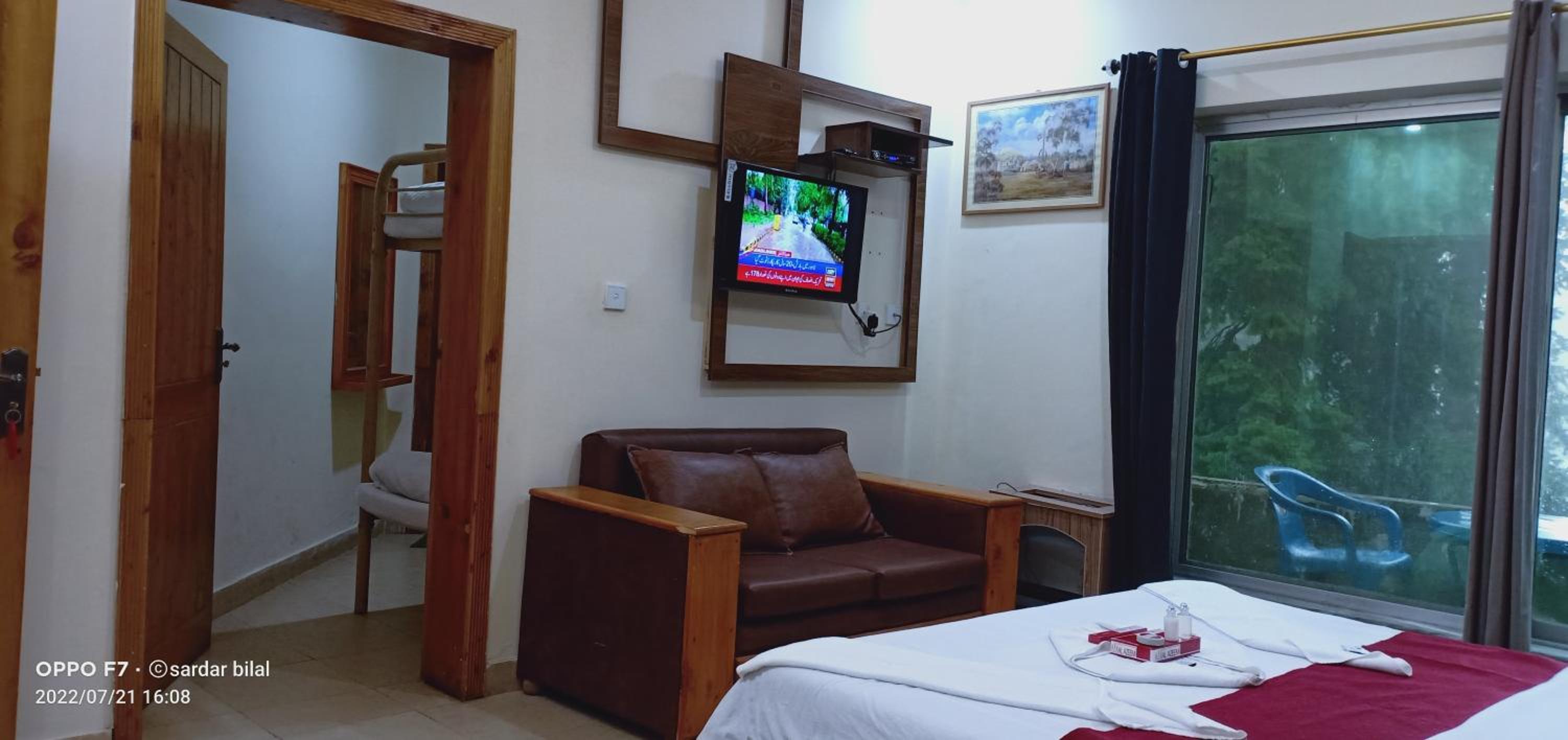 Double or Twin Room with Balcony photo 1