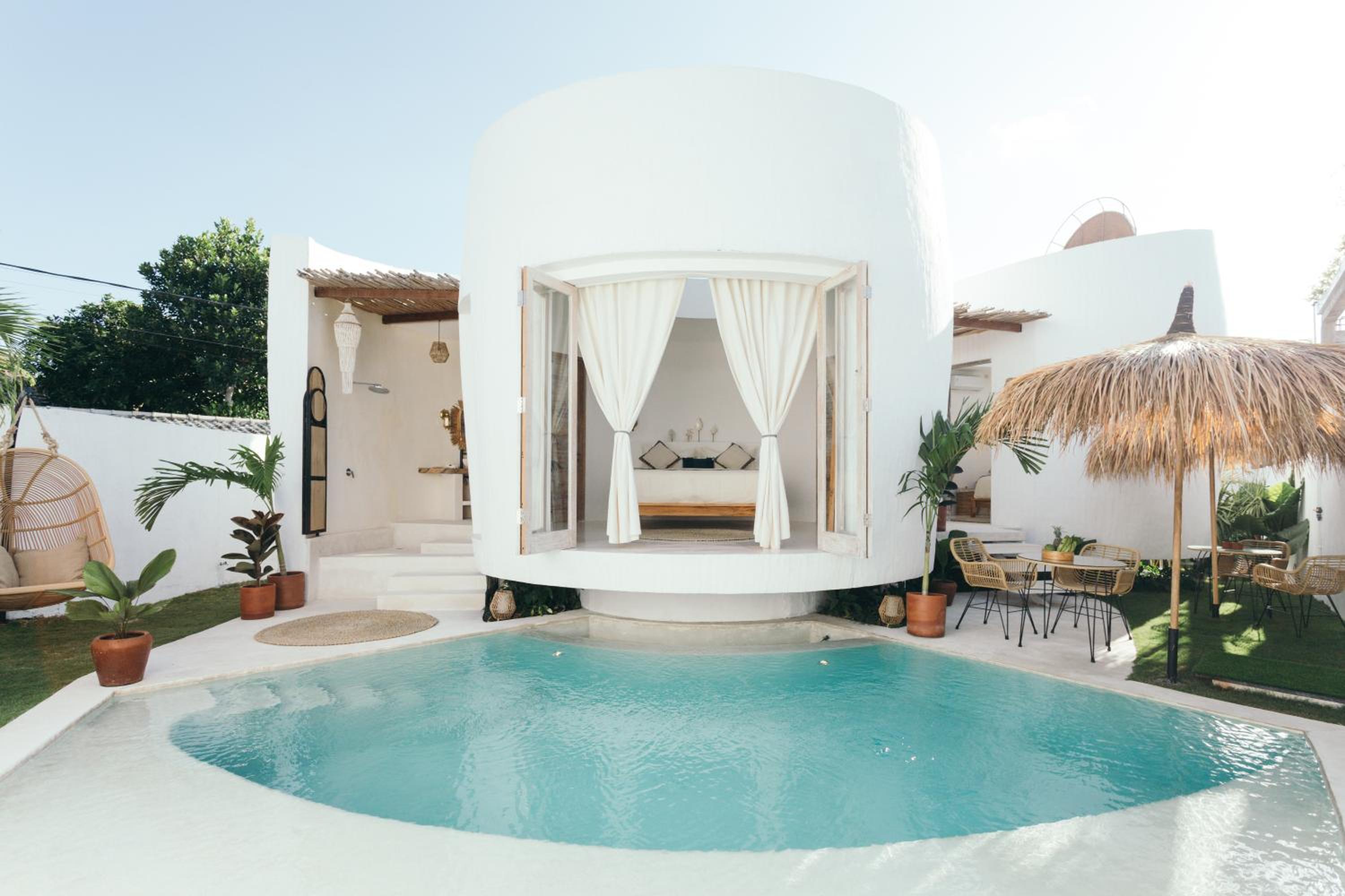 Two-Bedroom Villa - Photo 23