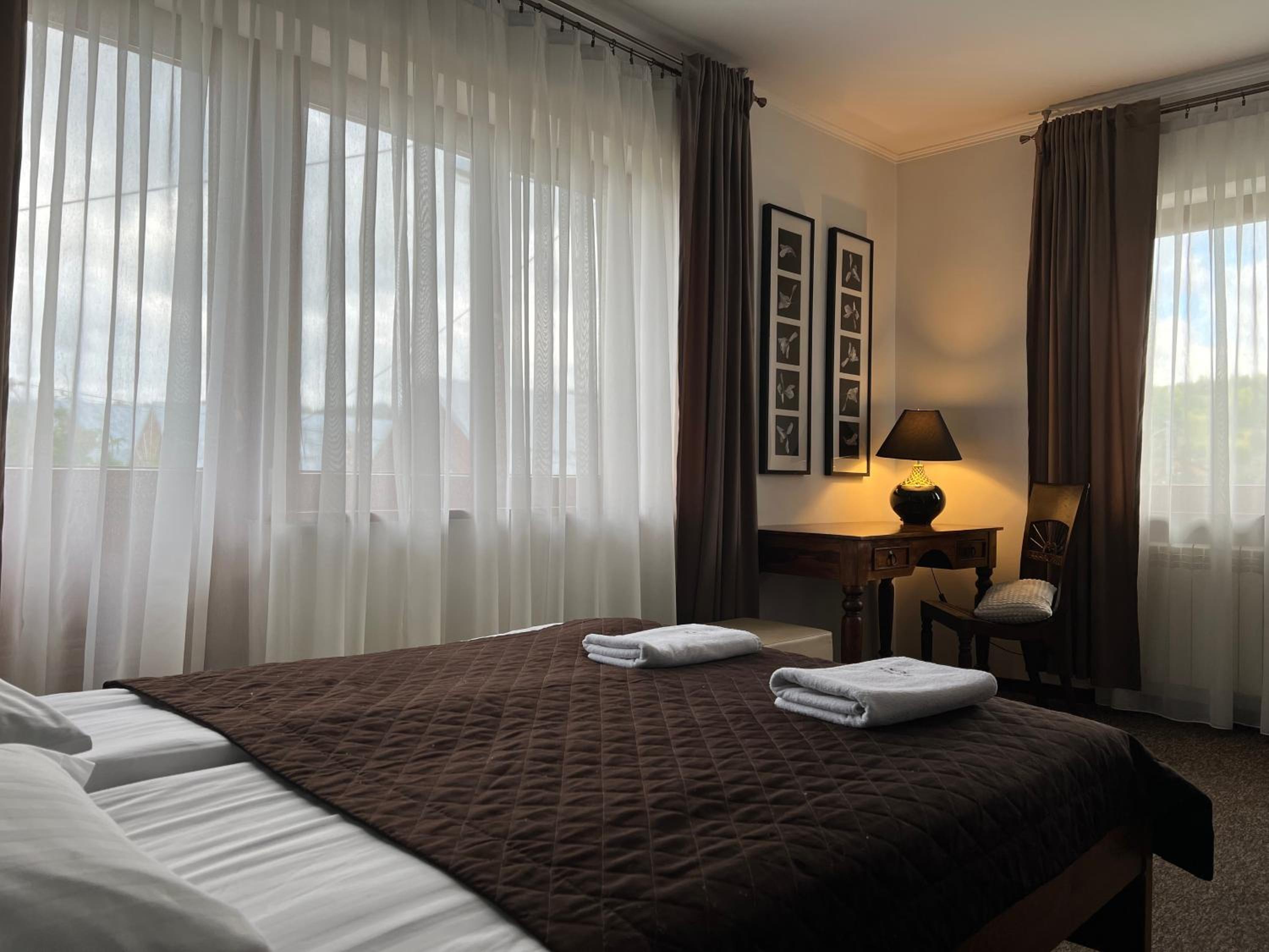 Double or Twin Room photo 1