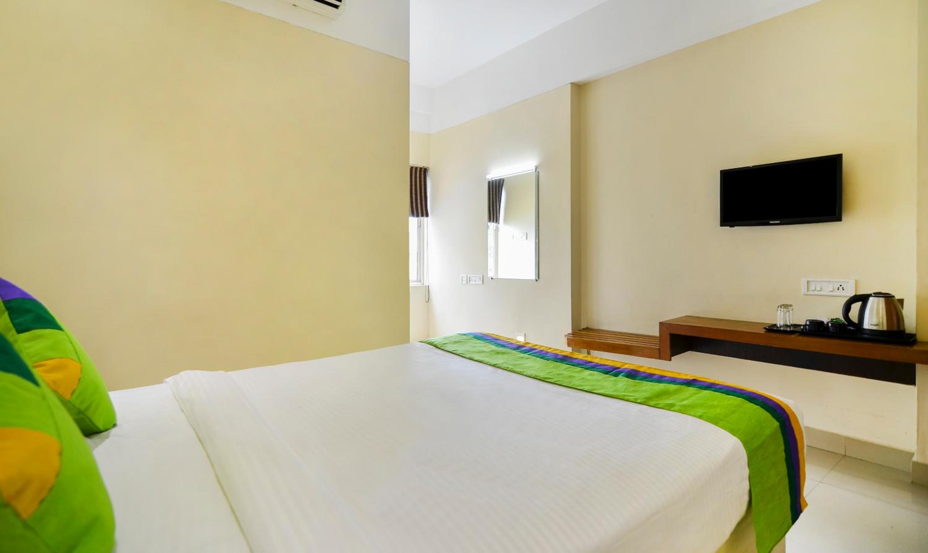 Standard Room photo 2